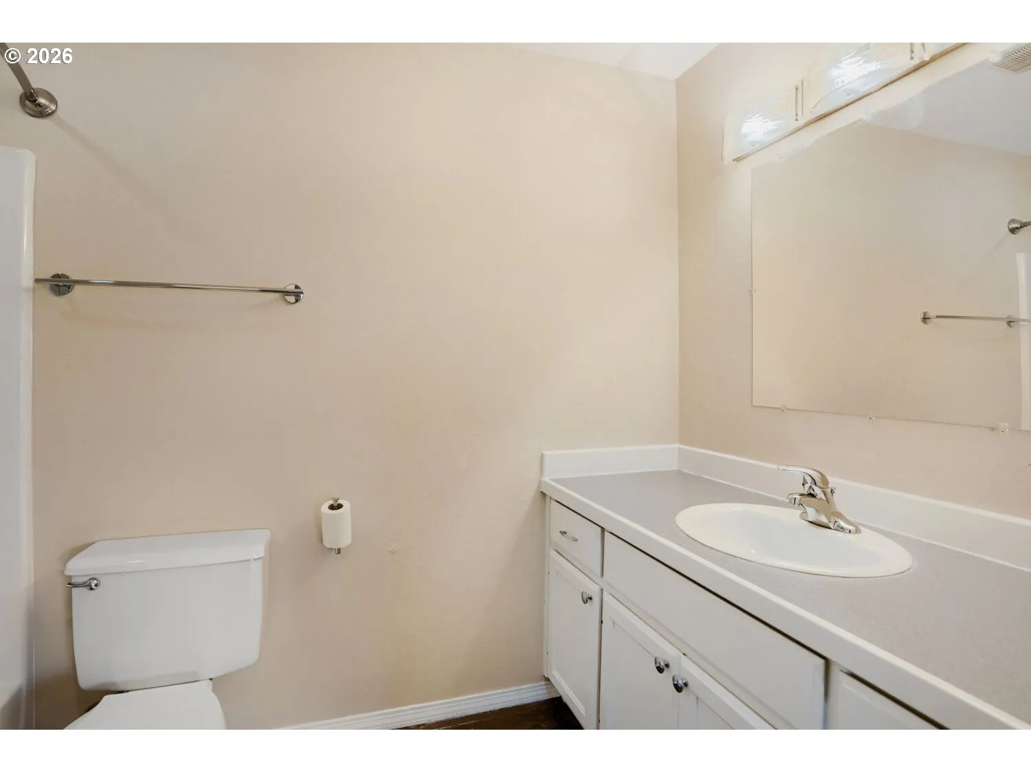 Bathroom-Upper