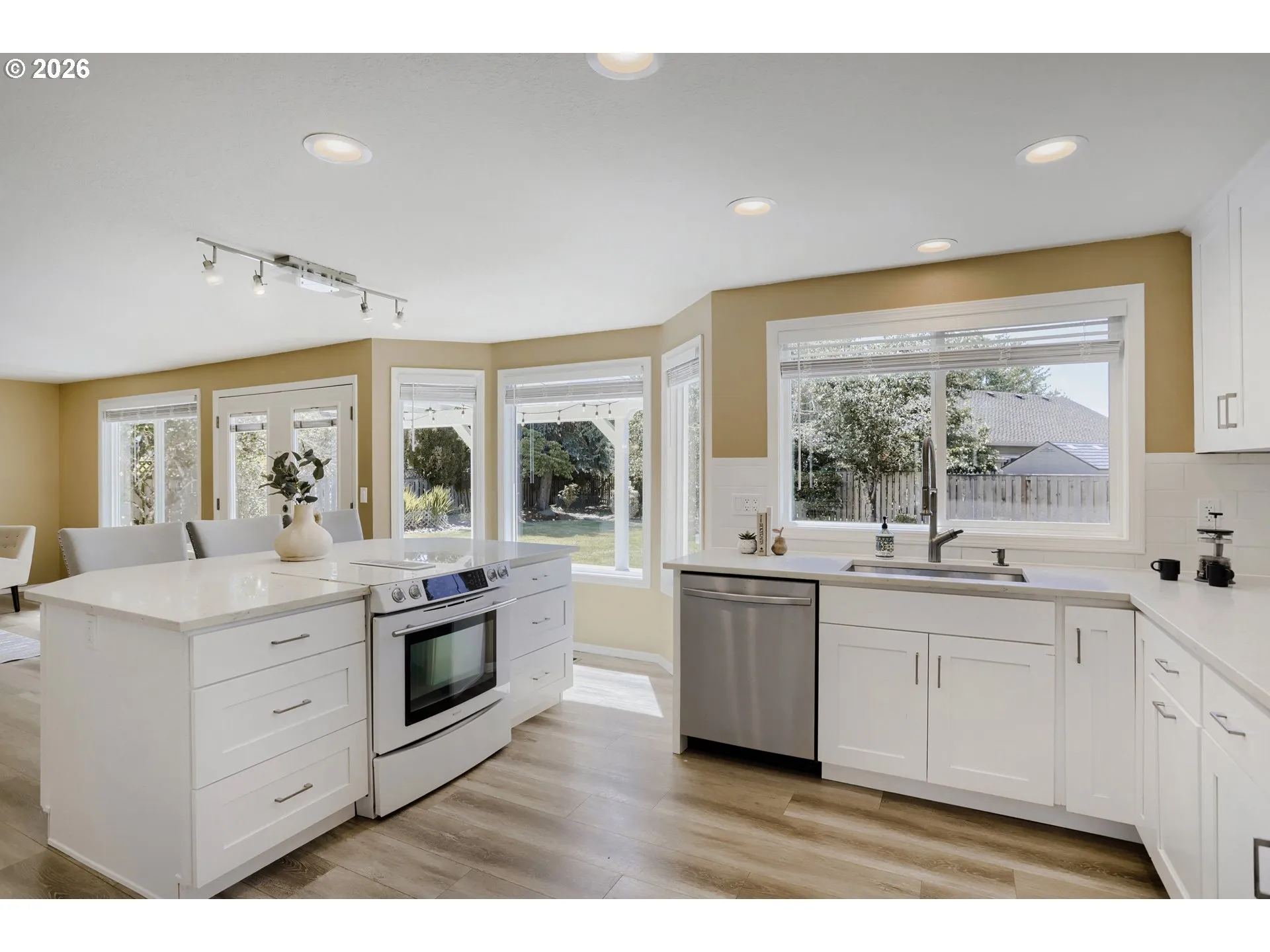 Kitchen-Island