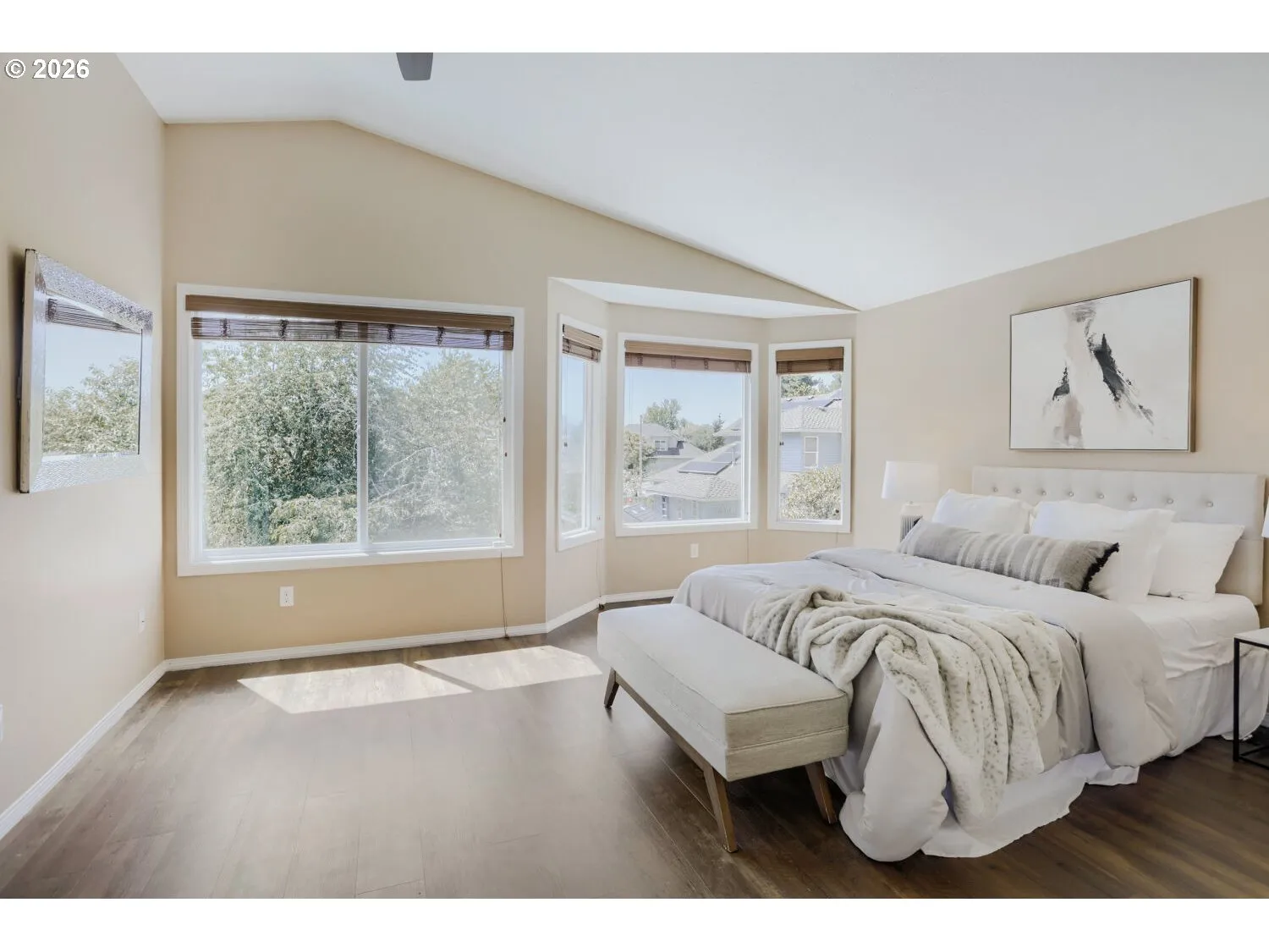 Bedroom, Owner's Suite-Vaulted Ceilings