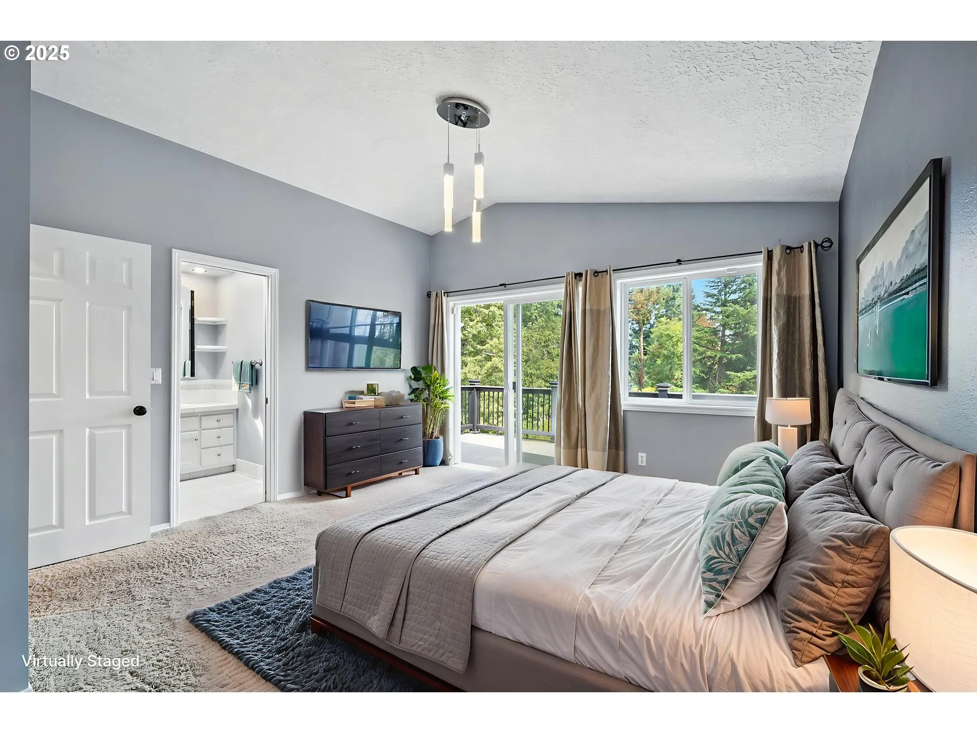Bedroom, Primary-Walk-In Closet