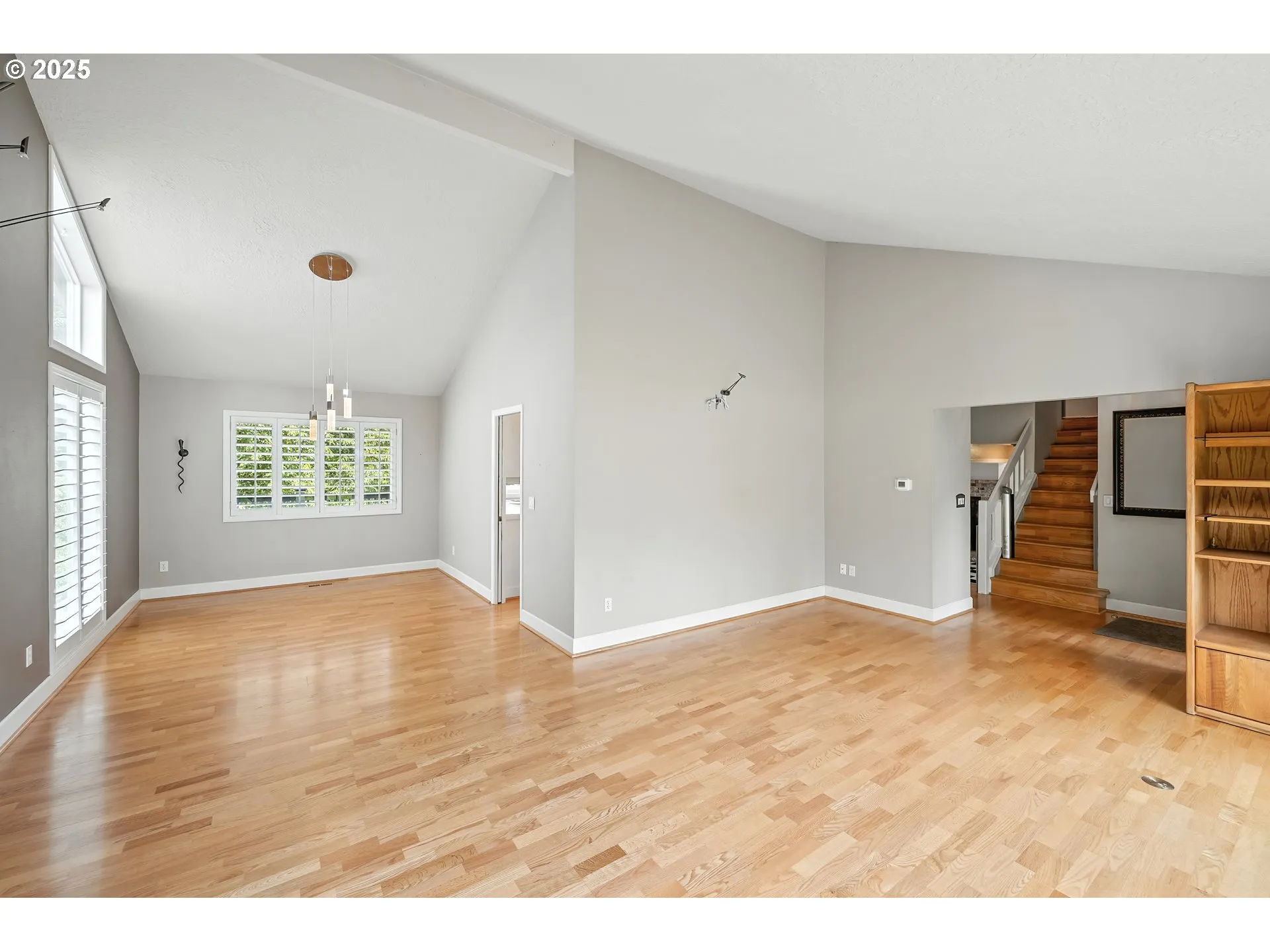 Living Room/Dining Room-Wide Angle/Fisheye