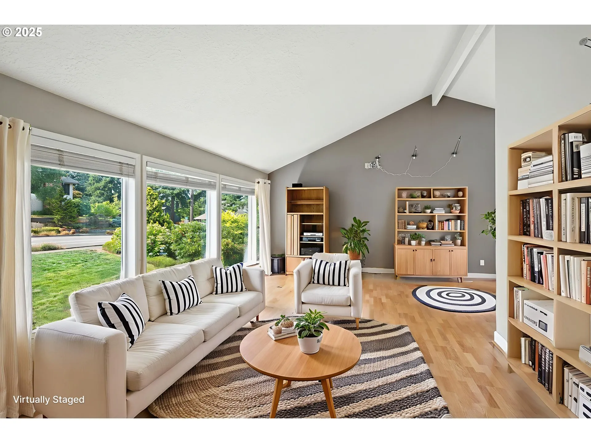 Living Room-Vaulted Ceilings