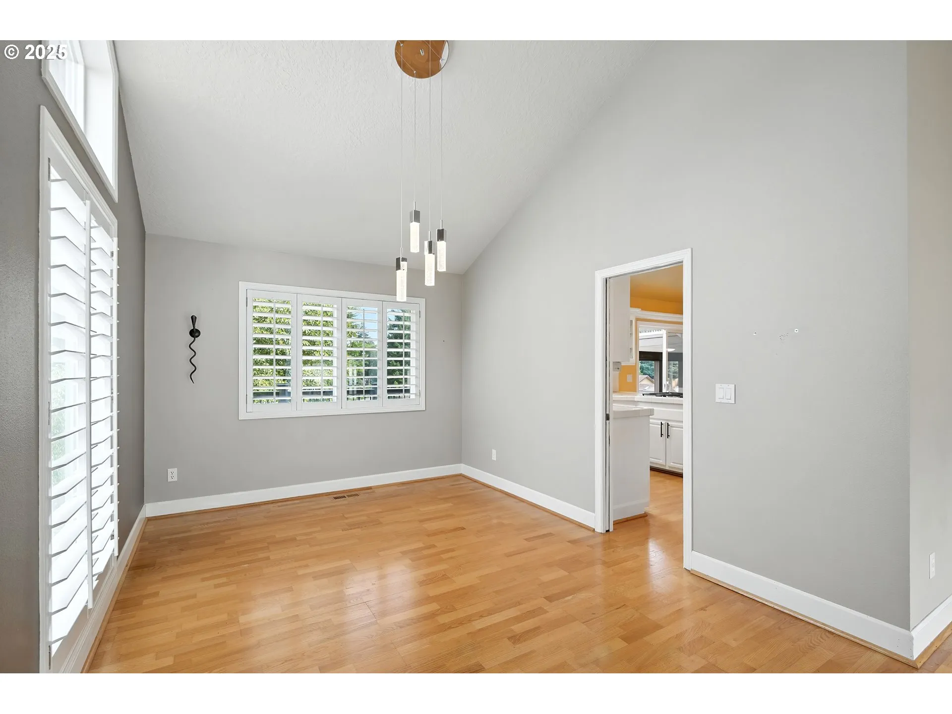Dining Room-Formal