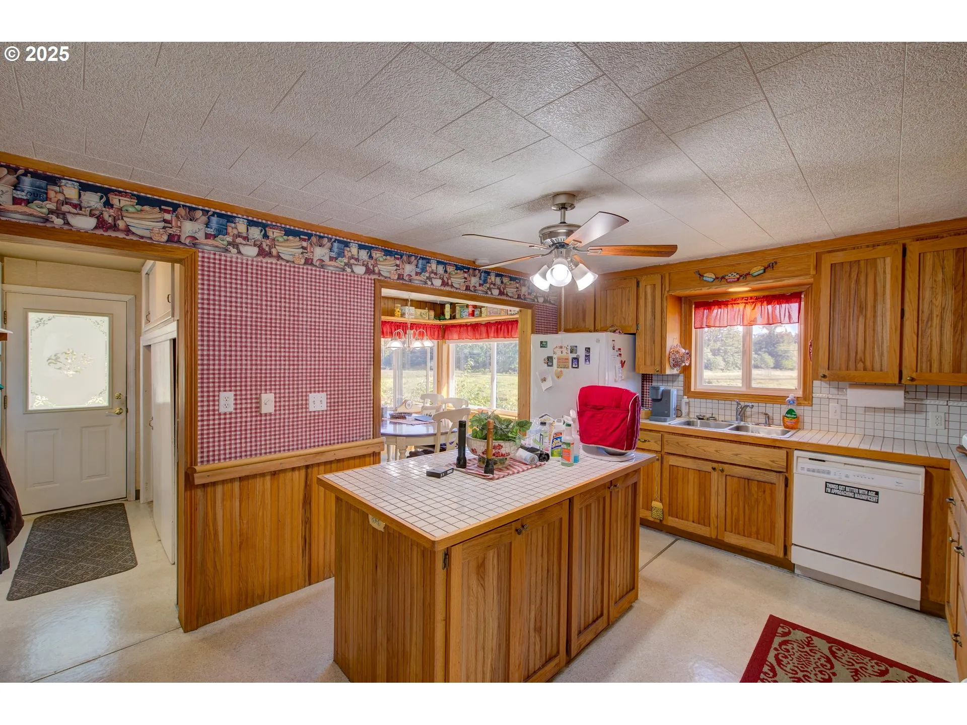 Kitchen-Island