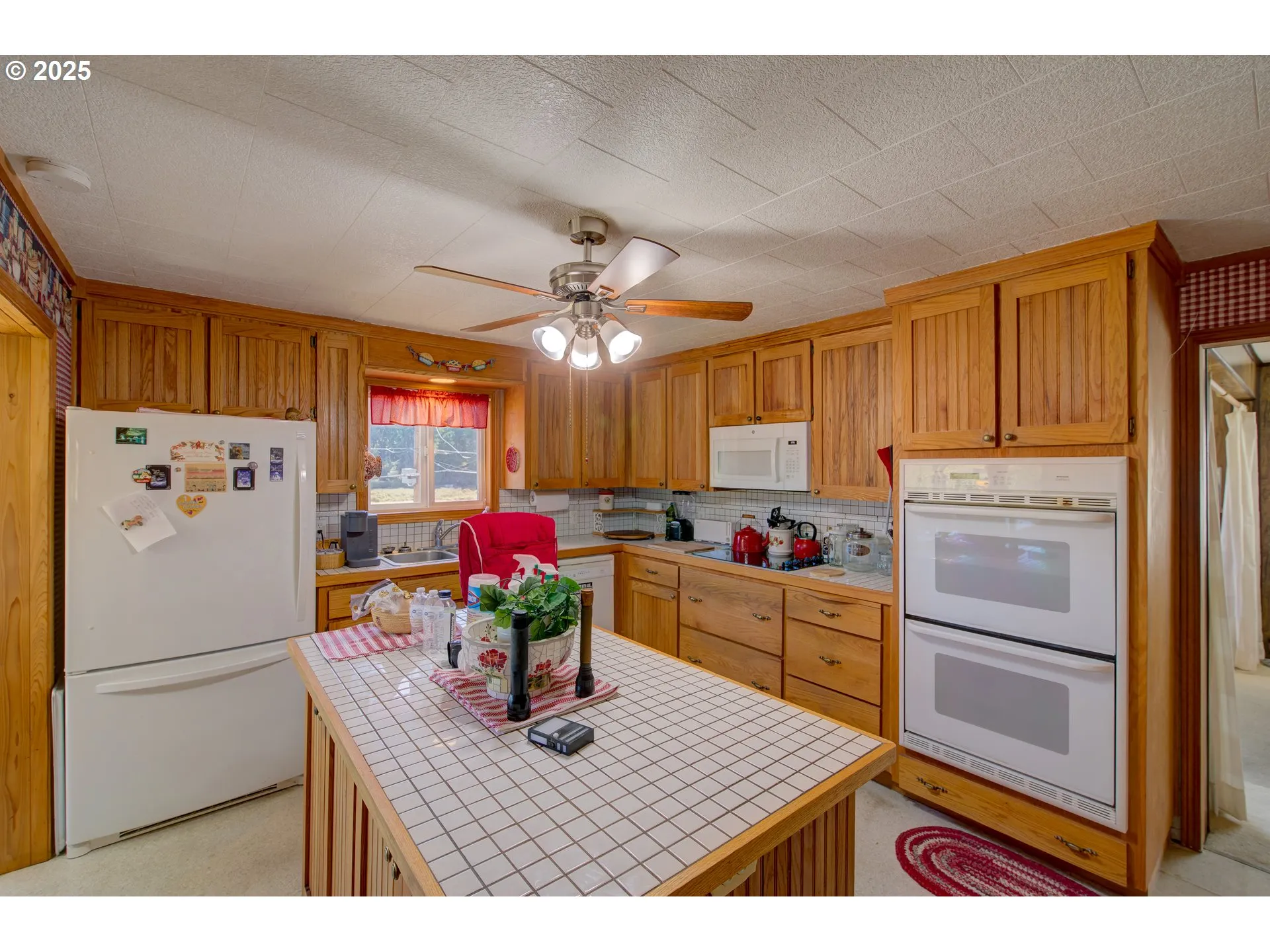 Kitchen-Island