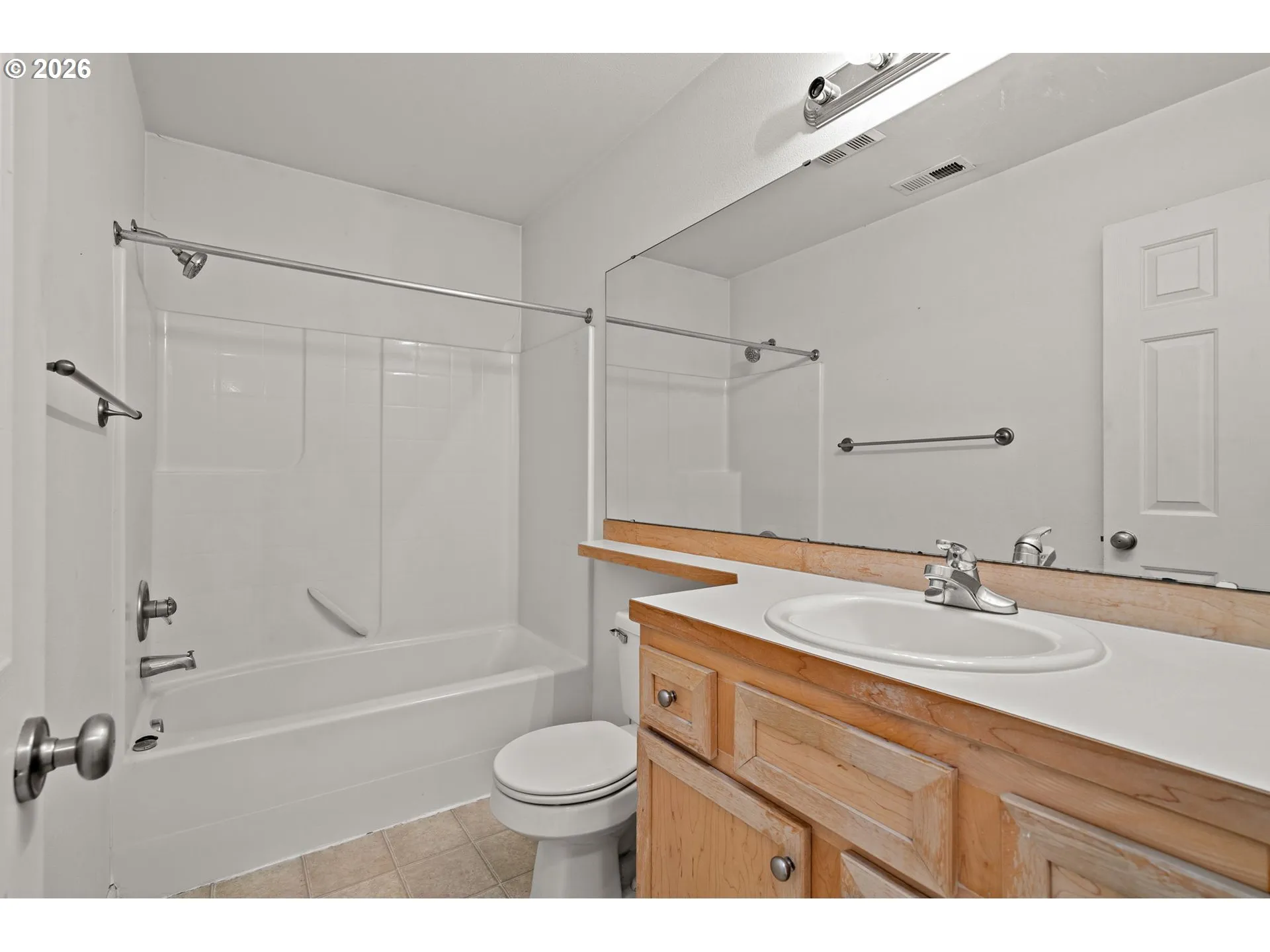 Bathroom-Upper