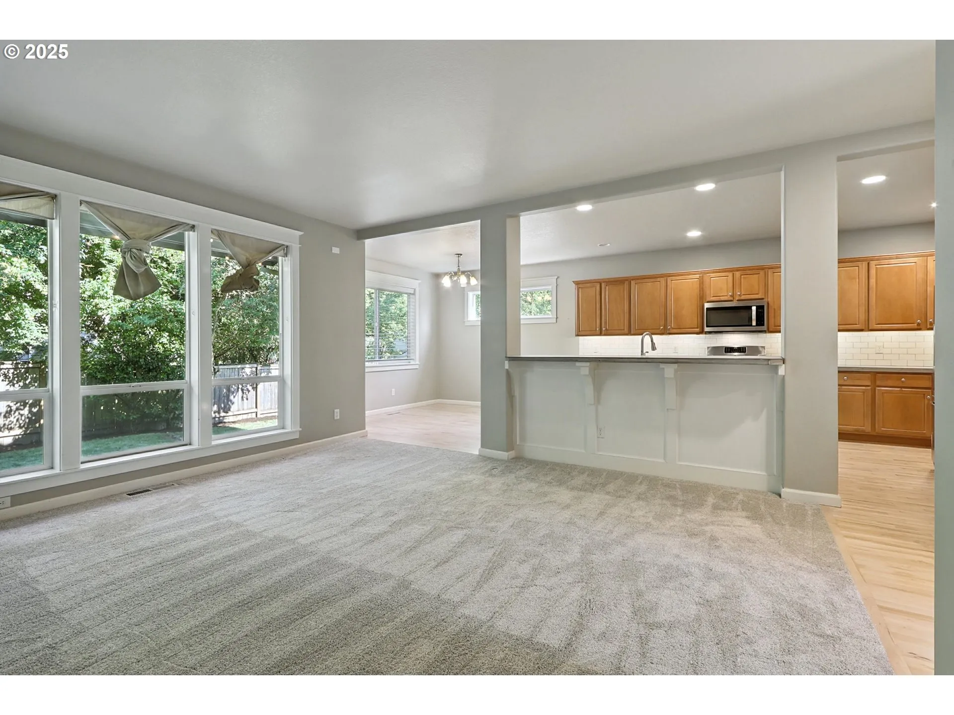 Kitchen/Nook-Eating Area
