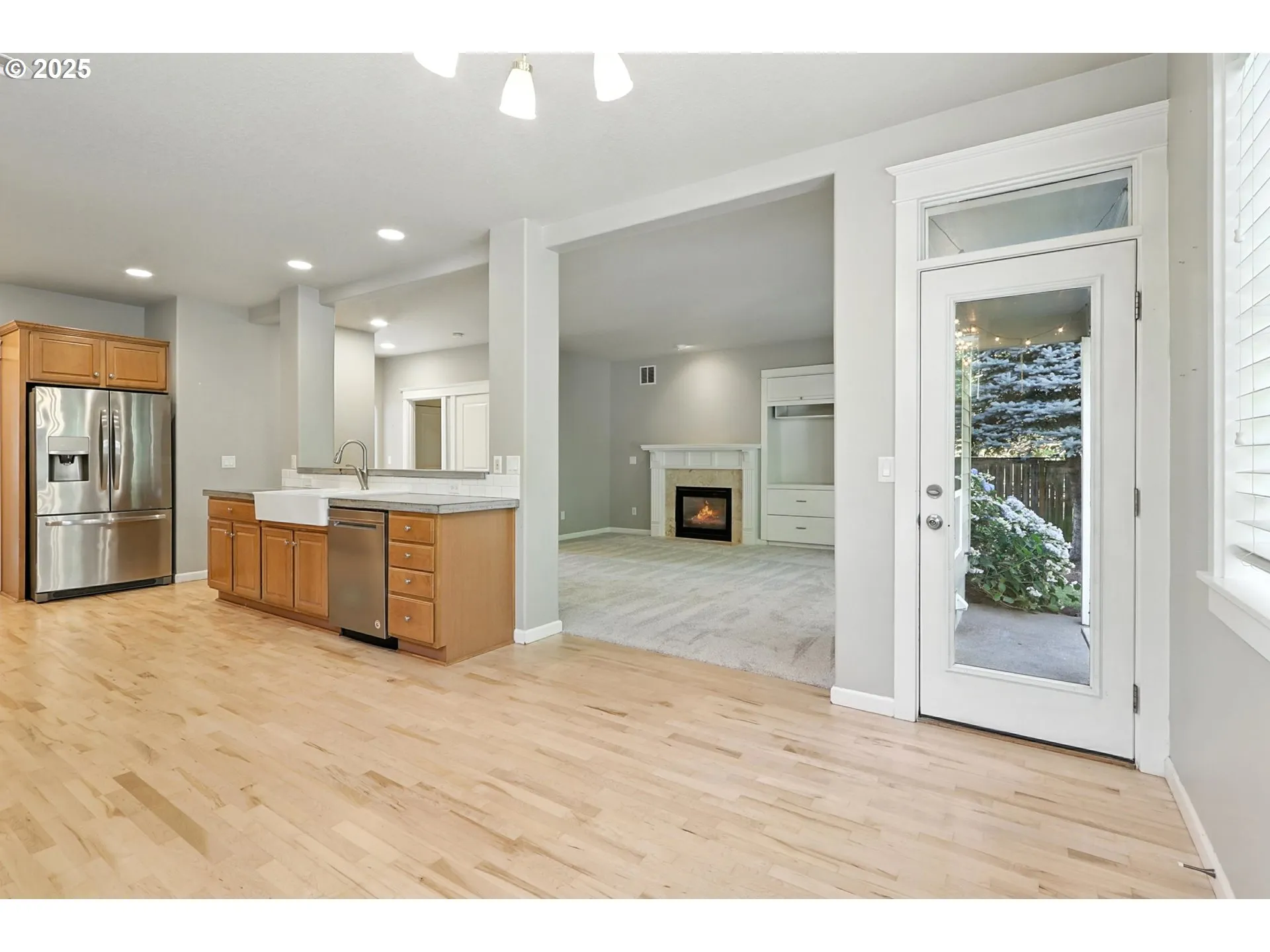 Kitchen/Nook-Eating Area