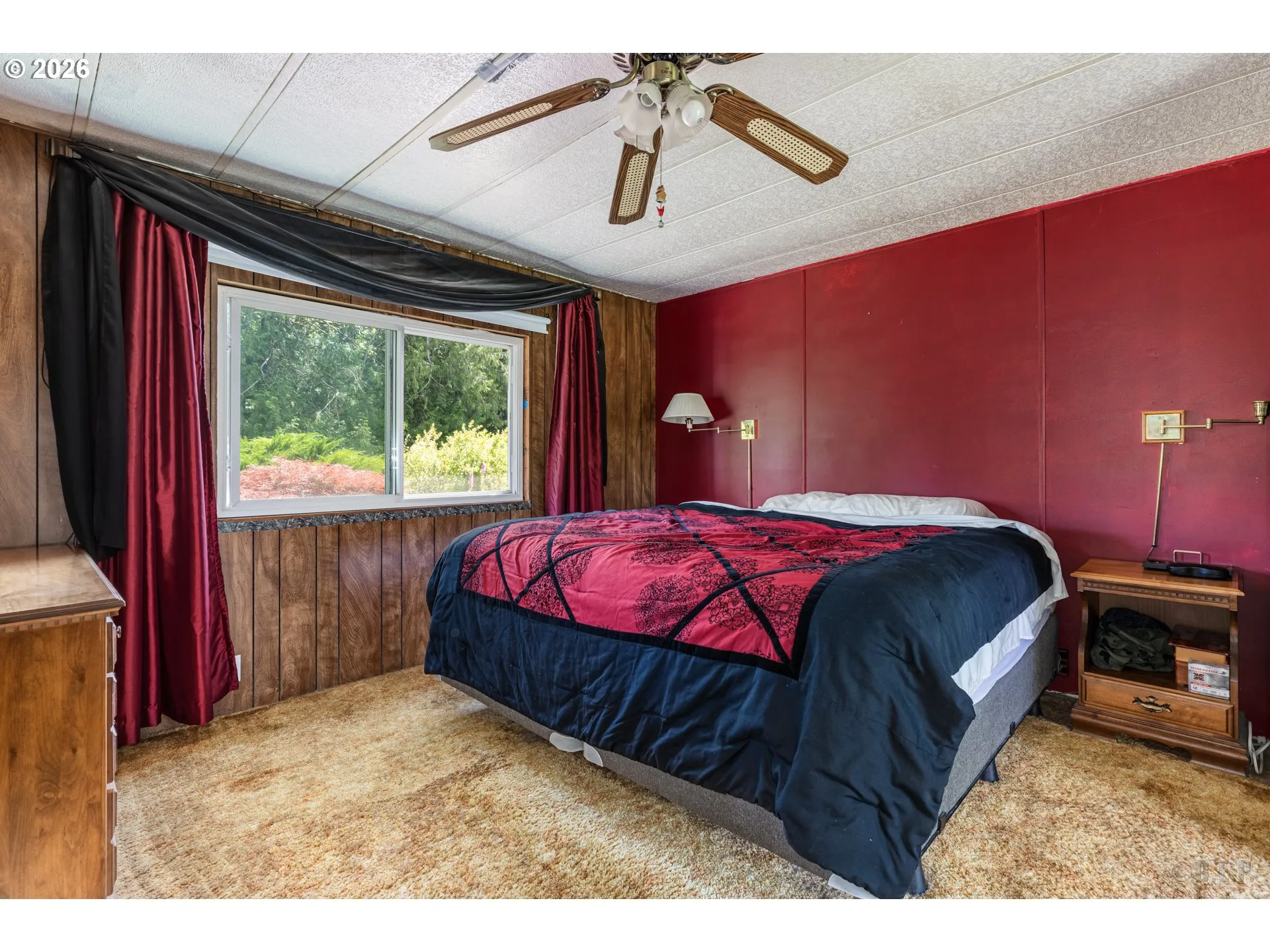 Bedroom, Primary-Ceiling Fan