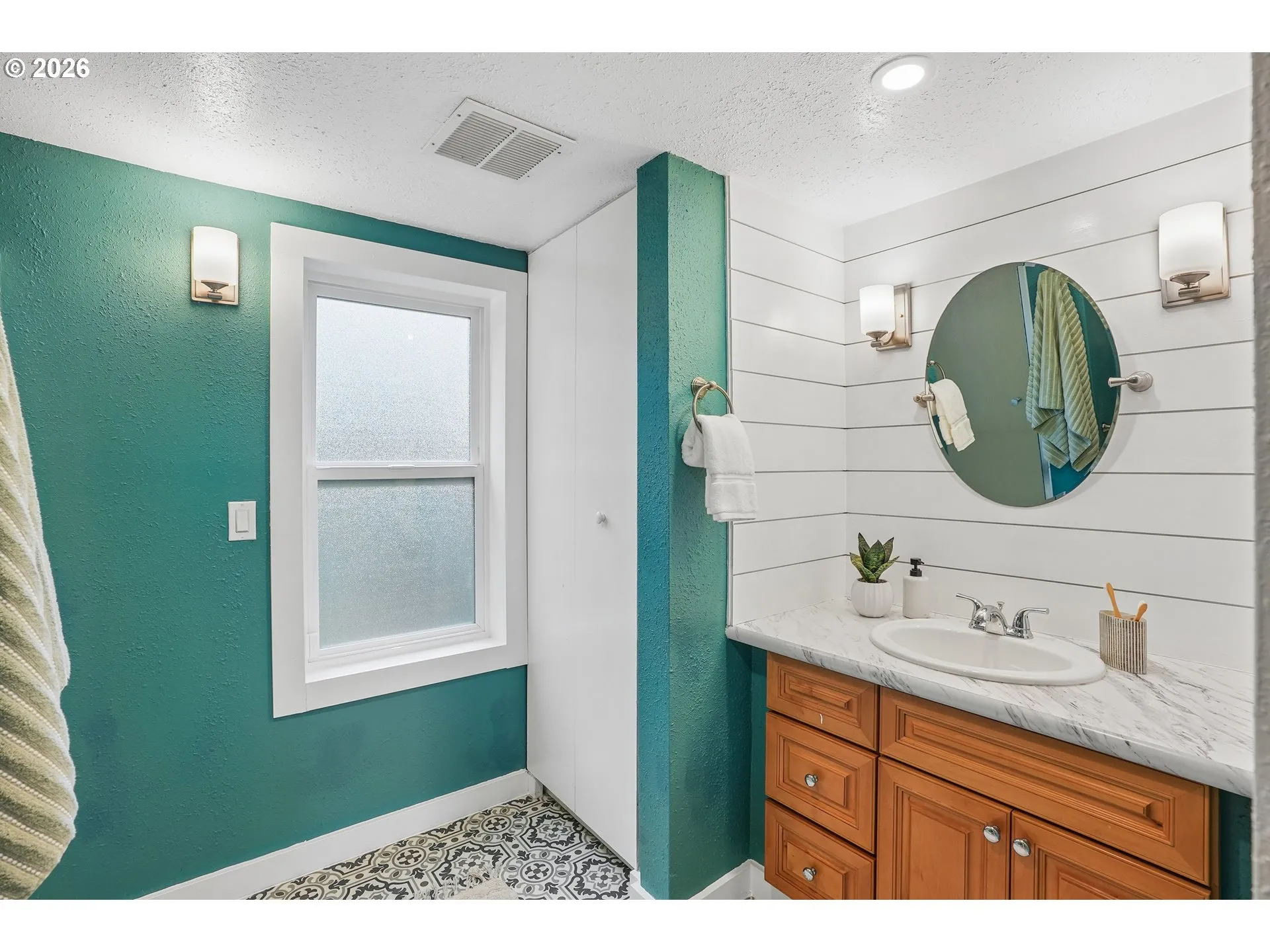 Bathroom-Lower