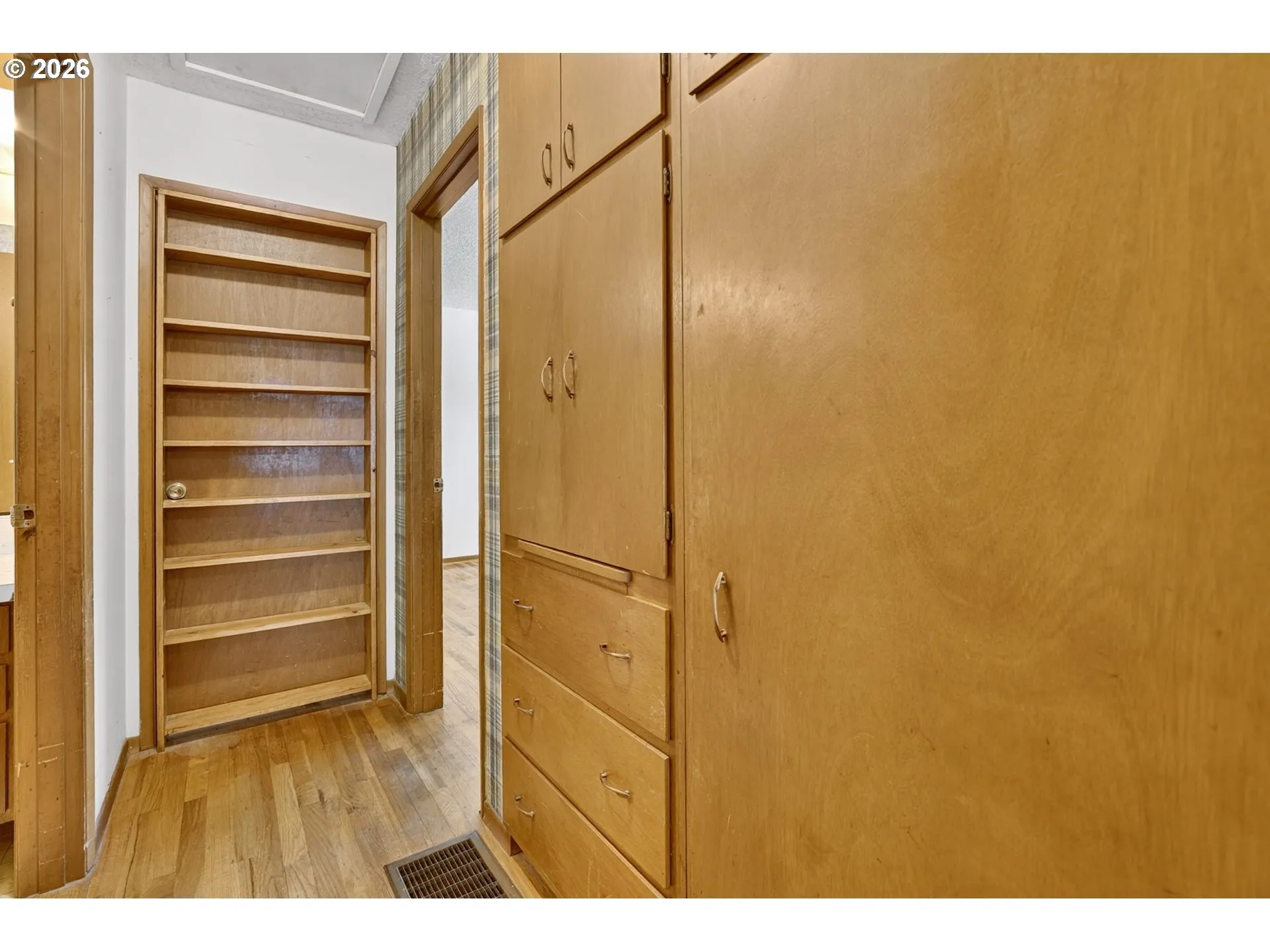 Built-In Cabinets