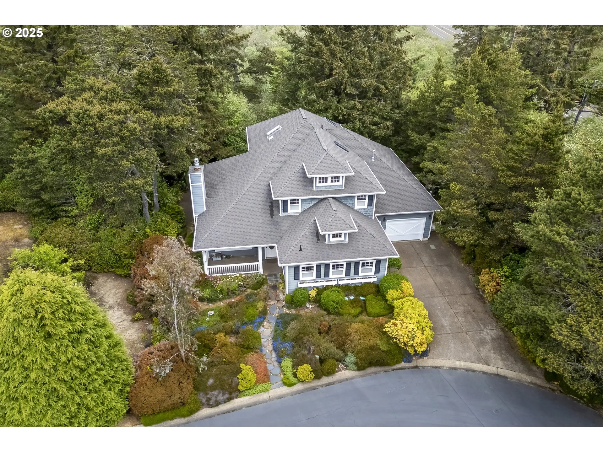 Drone View/UAV-Aerial