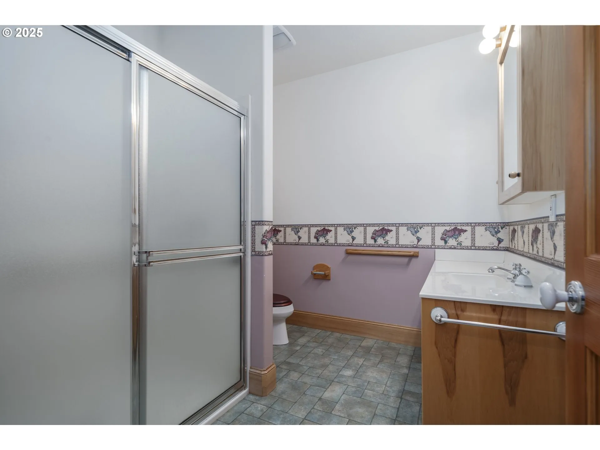 Bathroom-Walk in Shower