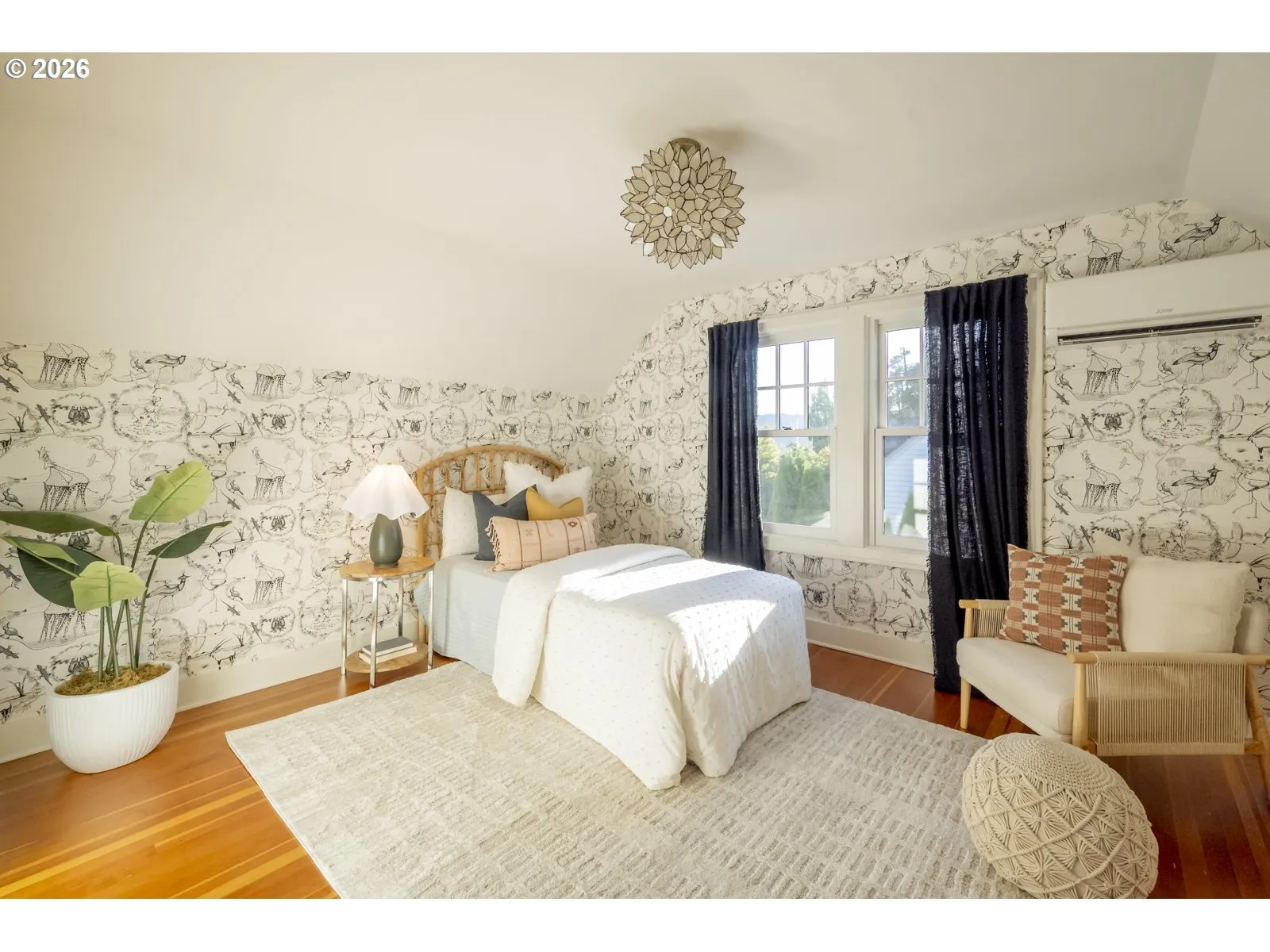 Bedroom-Upper