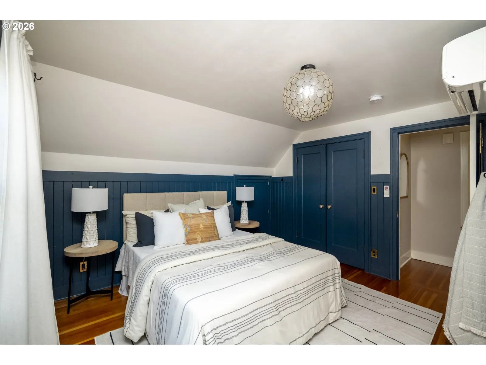 Bedroom-Upper