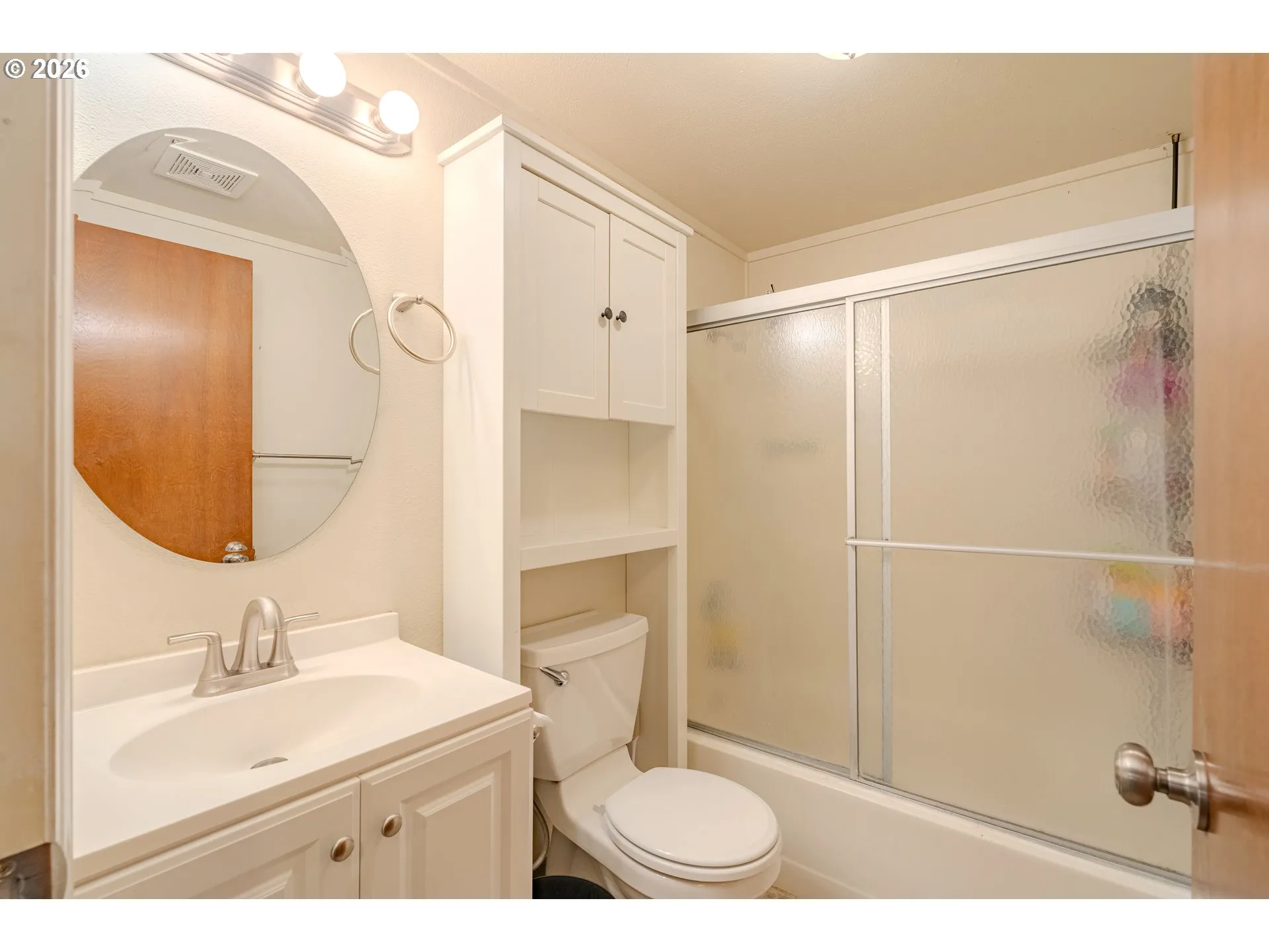 Bathroom-Hall