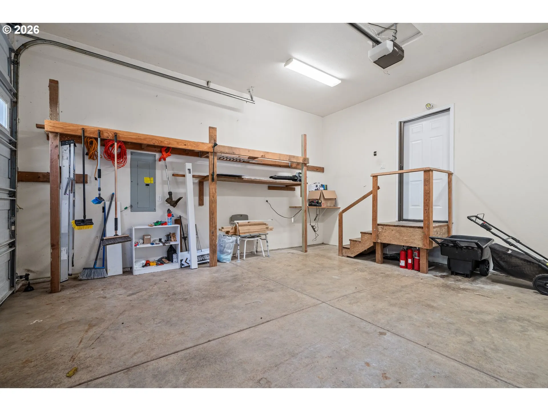 Garage-# 1