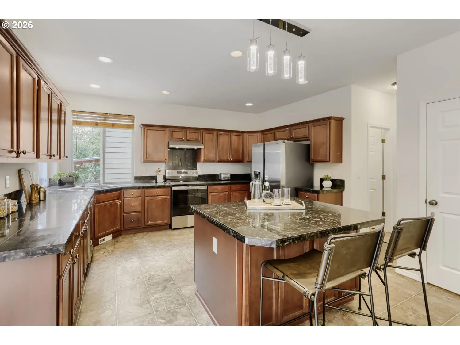 Kitchen-Island