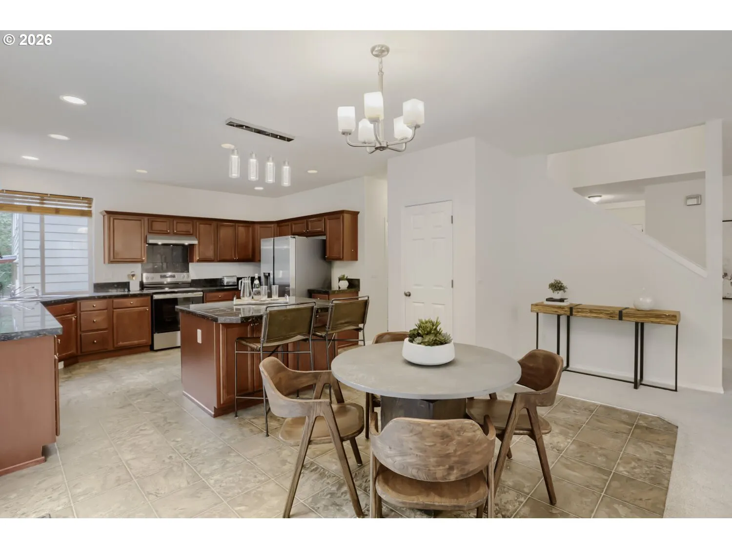 Kitchen-Eating Area