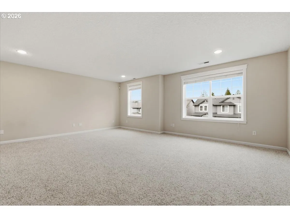 Bonus Room-Upper