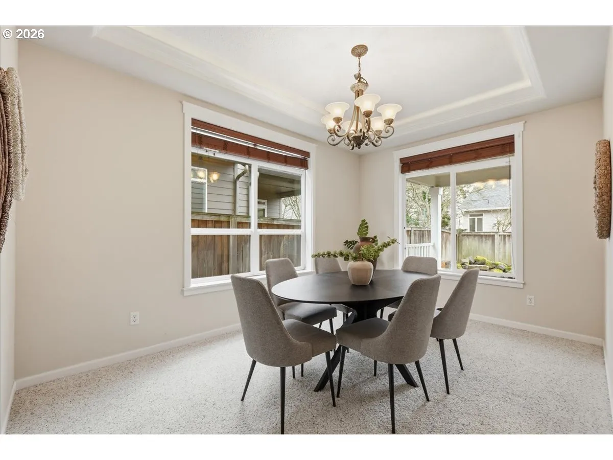 Dining Room-Formal