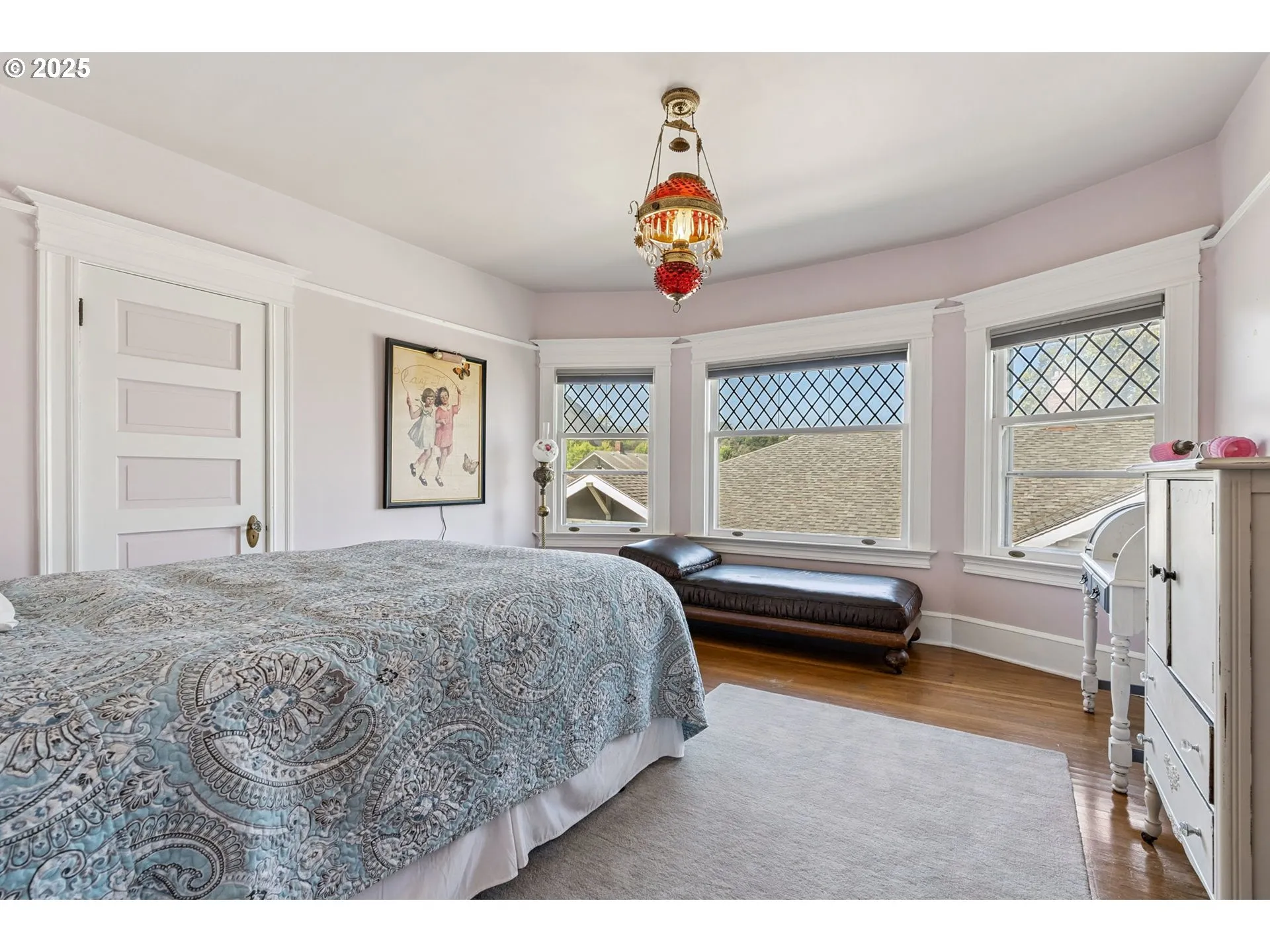 Bedroom-Upper