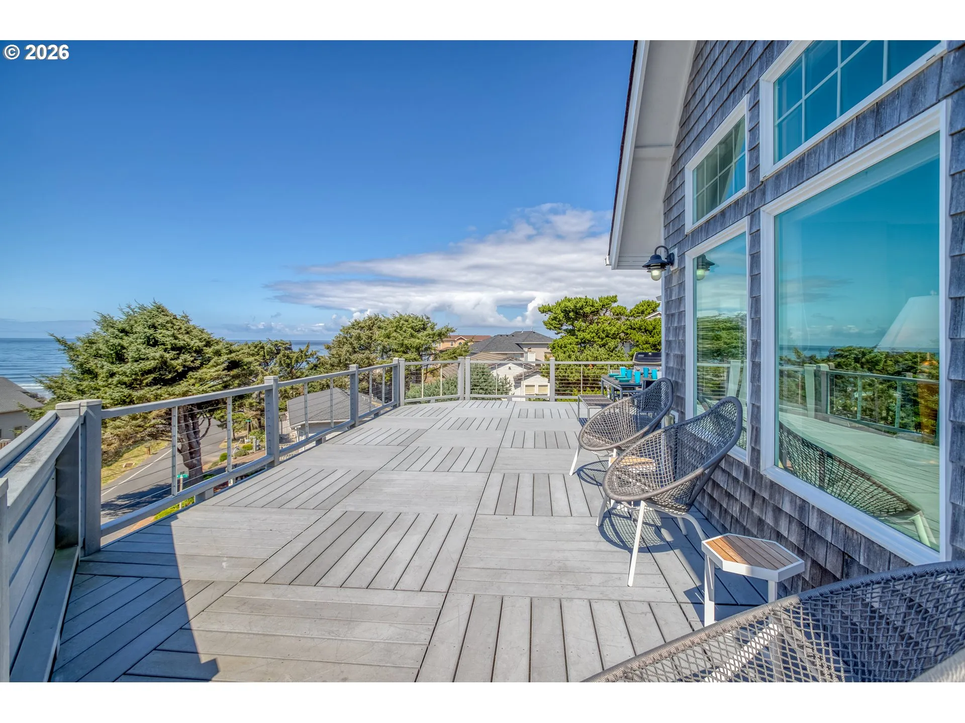 Deck-Main