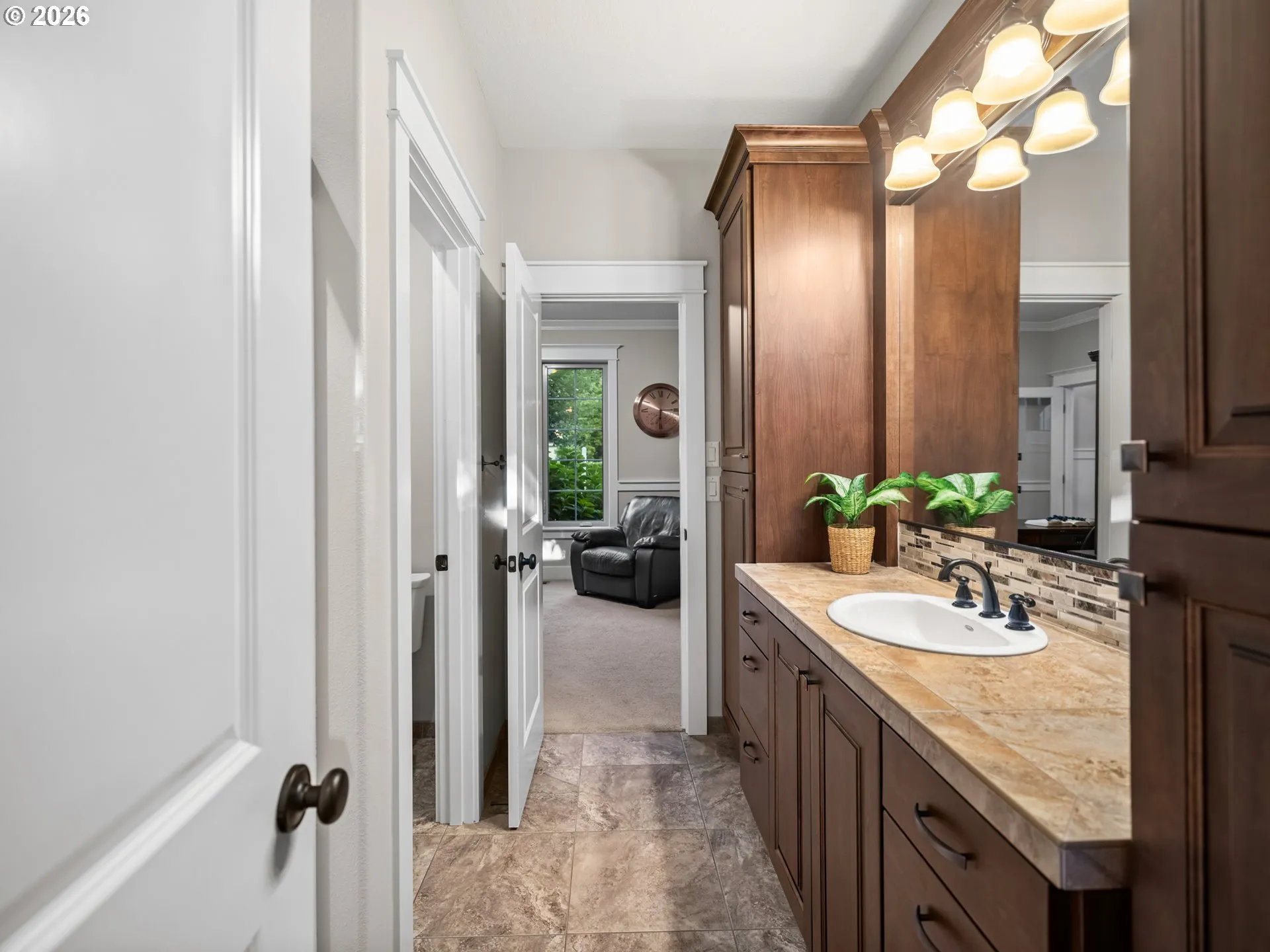 Bathroom, Attached-Main