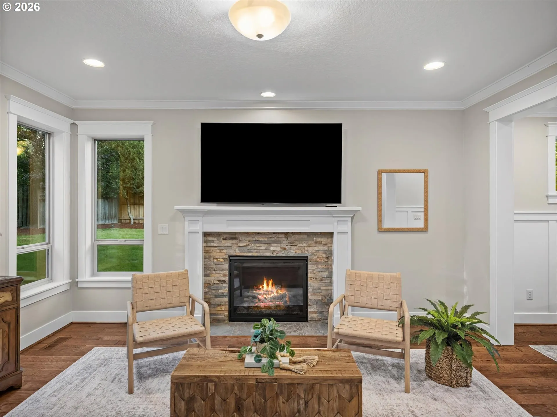 Living Room-Fireplace