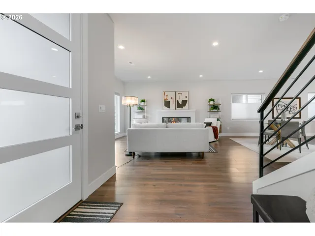 Entrance/Foyer