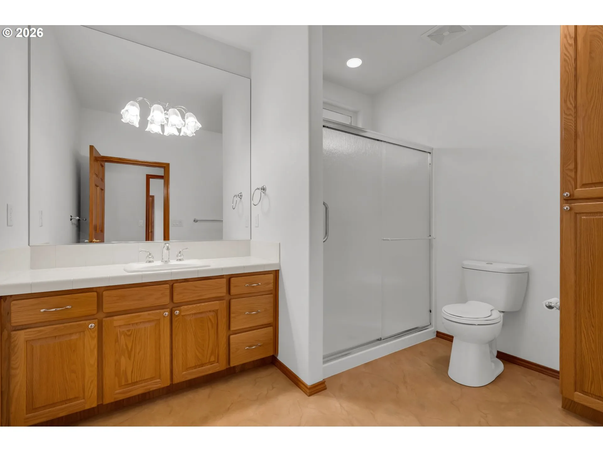 Bathroom-Hall