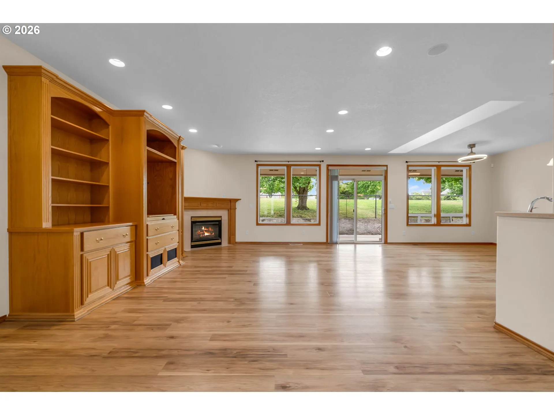 Living Room-Built-In Shelving