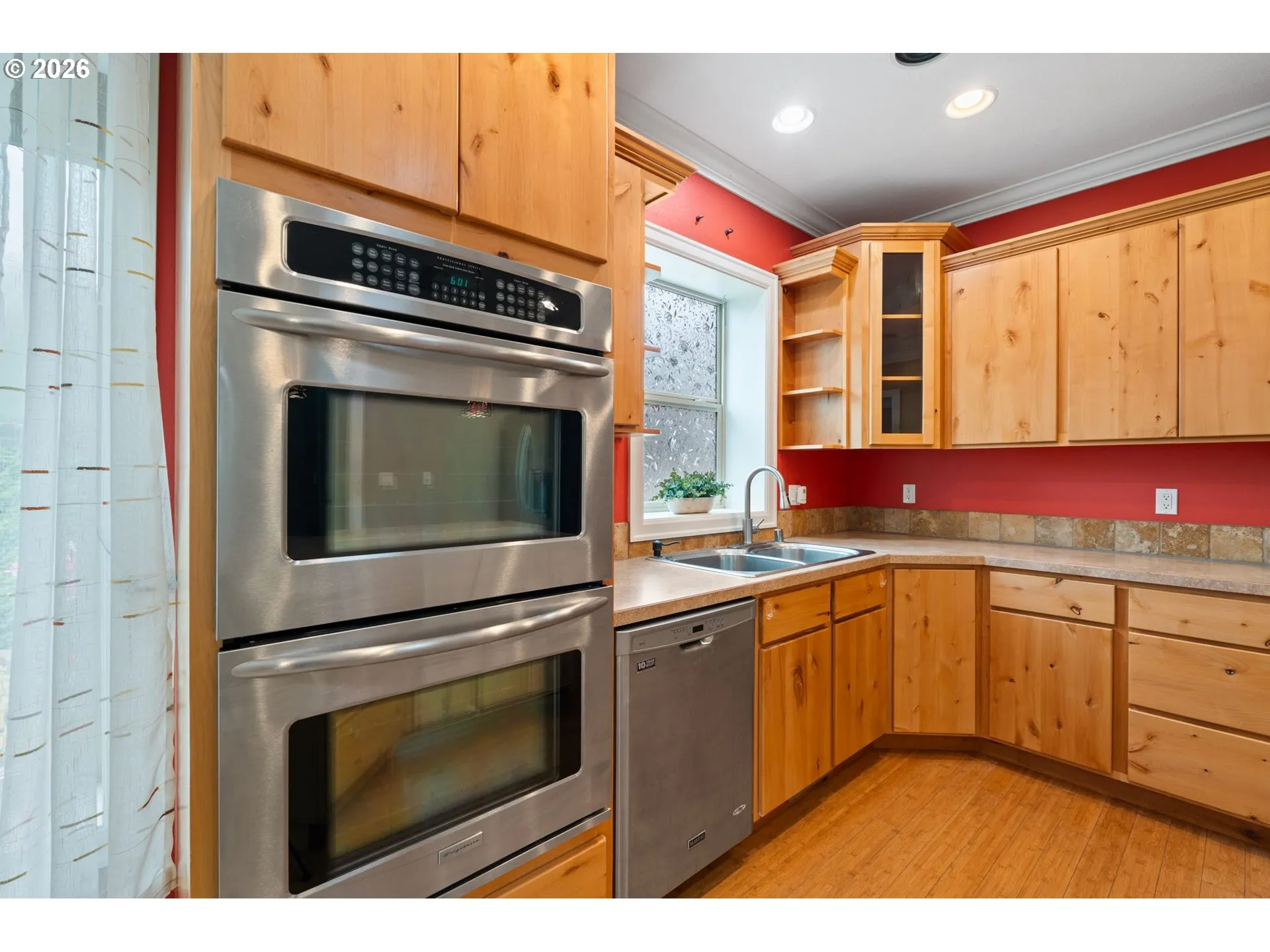 Kitchen-Oven