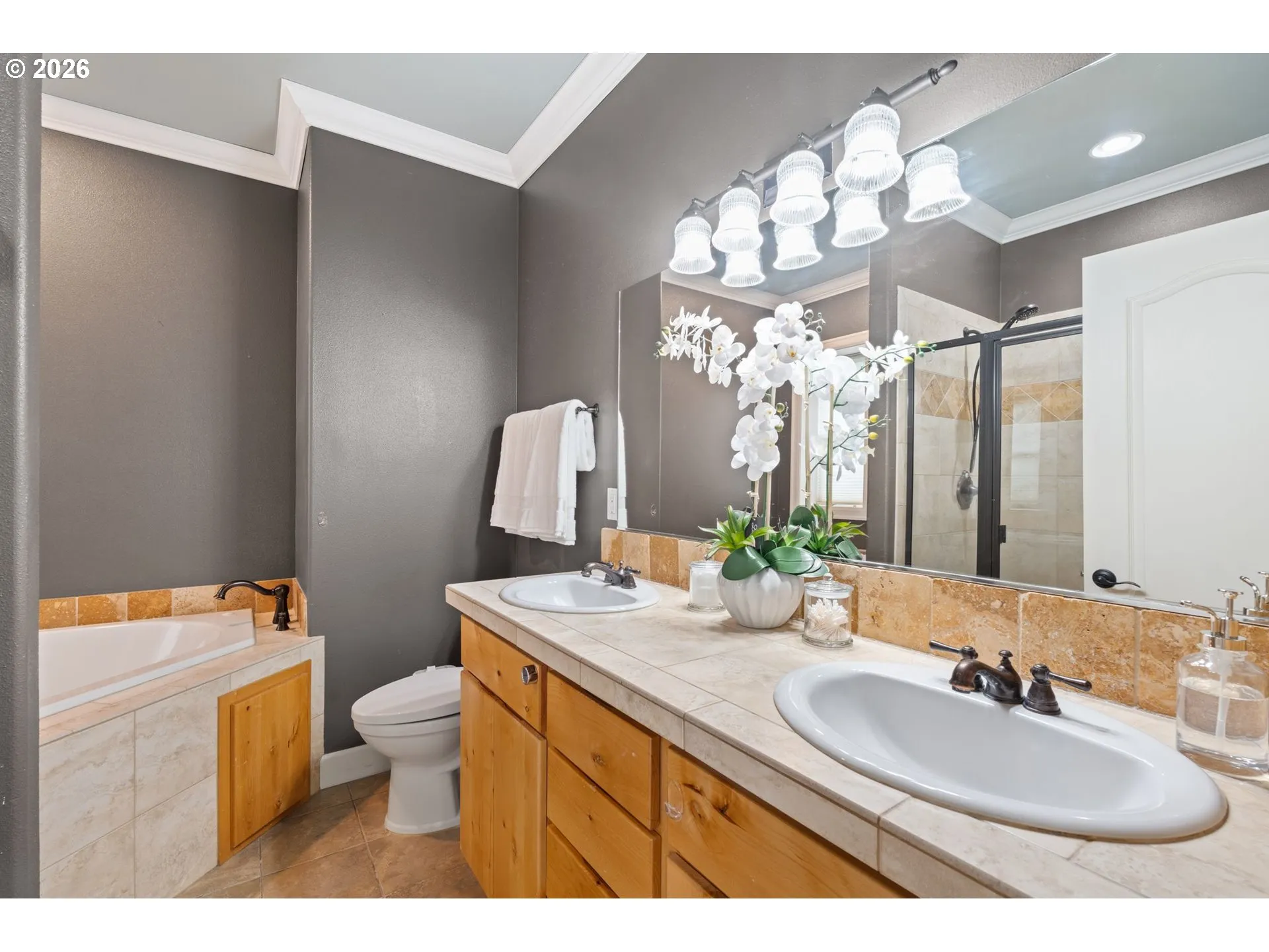 Bathroom, Attached-Double Sinks