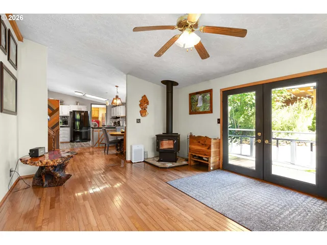 Living Room/Entrance-# 2