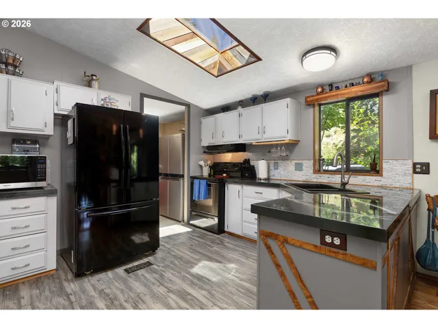 Kitchen-Skylight