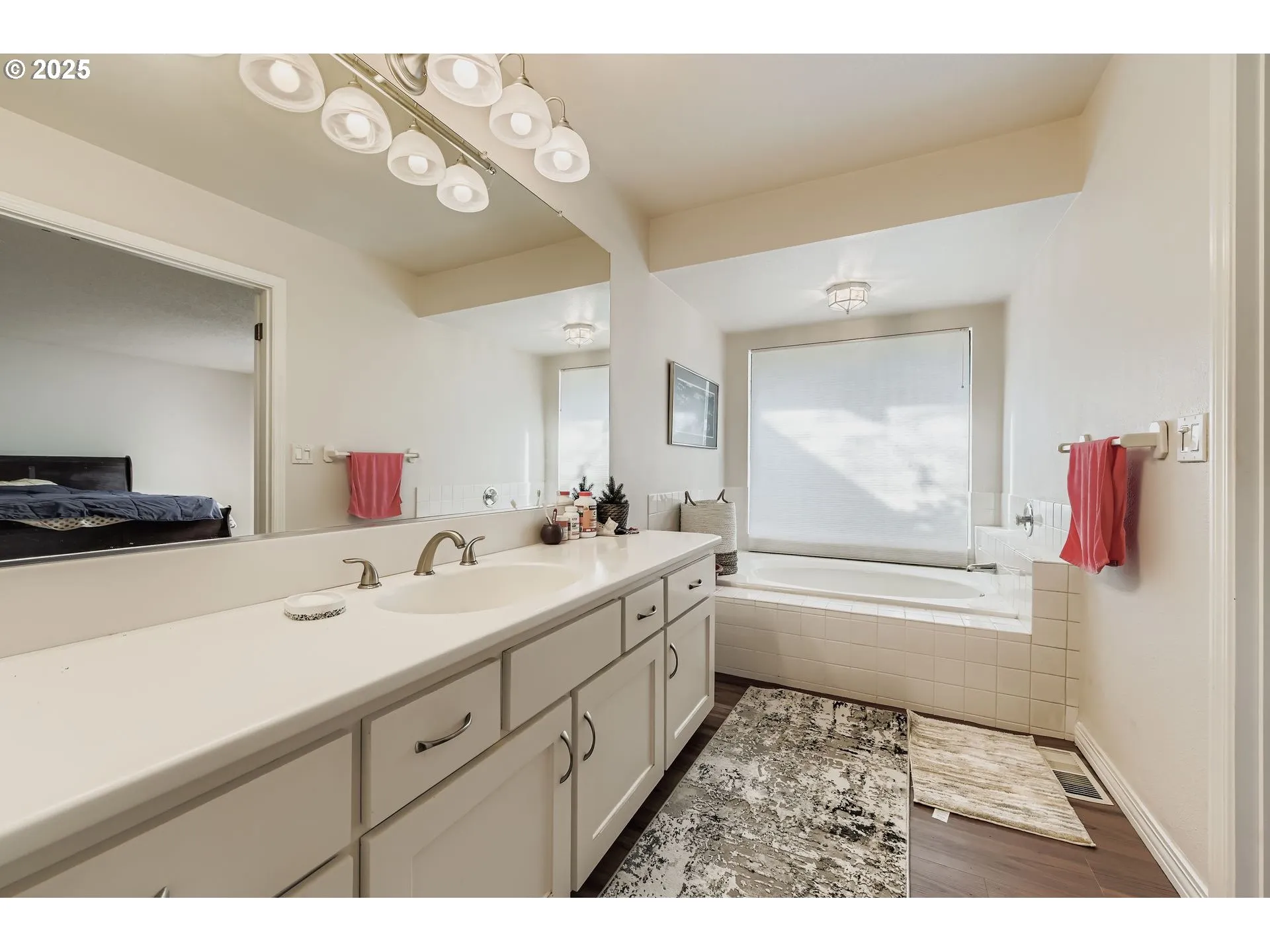Bathroom, Attached