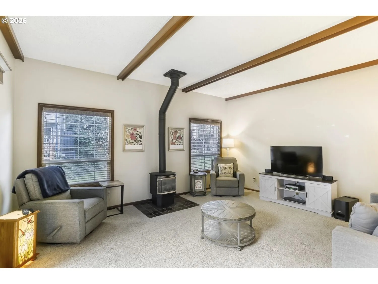 Living Room-Fireplace