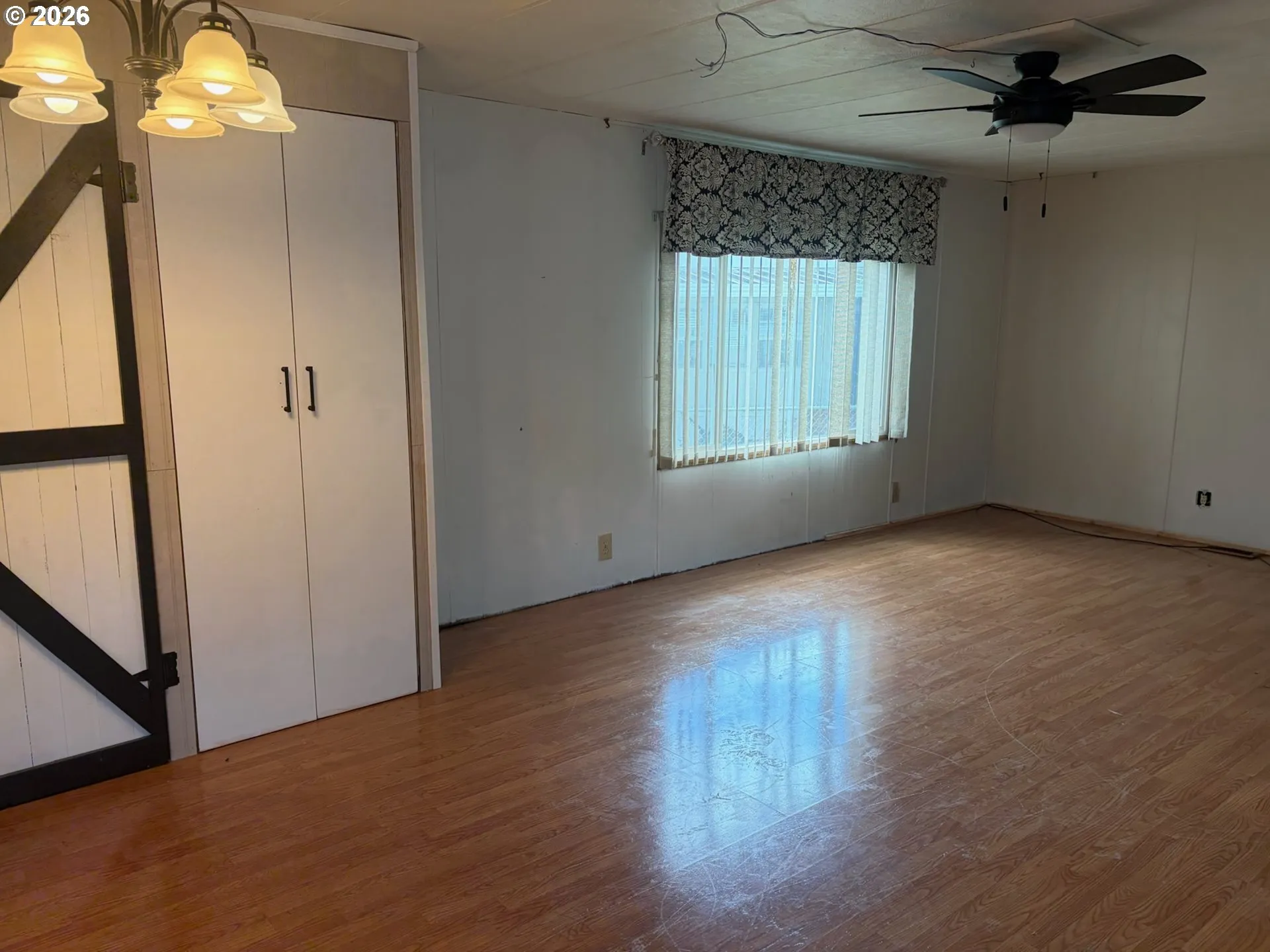 Living Room/Dining Room-Ceiling Fan