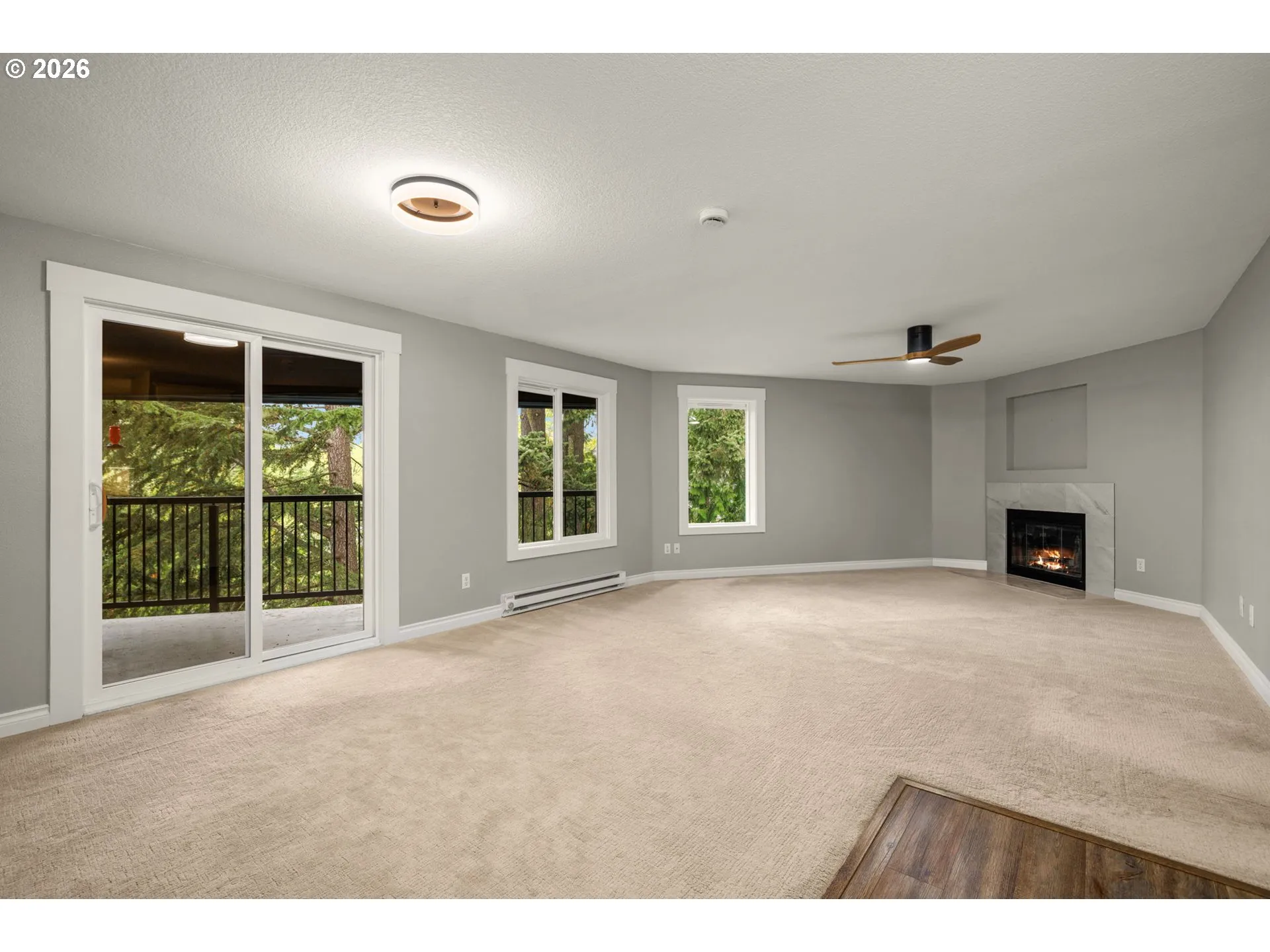 Living Room/Dining Room-Ceiling Fan