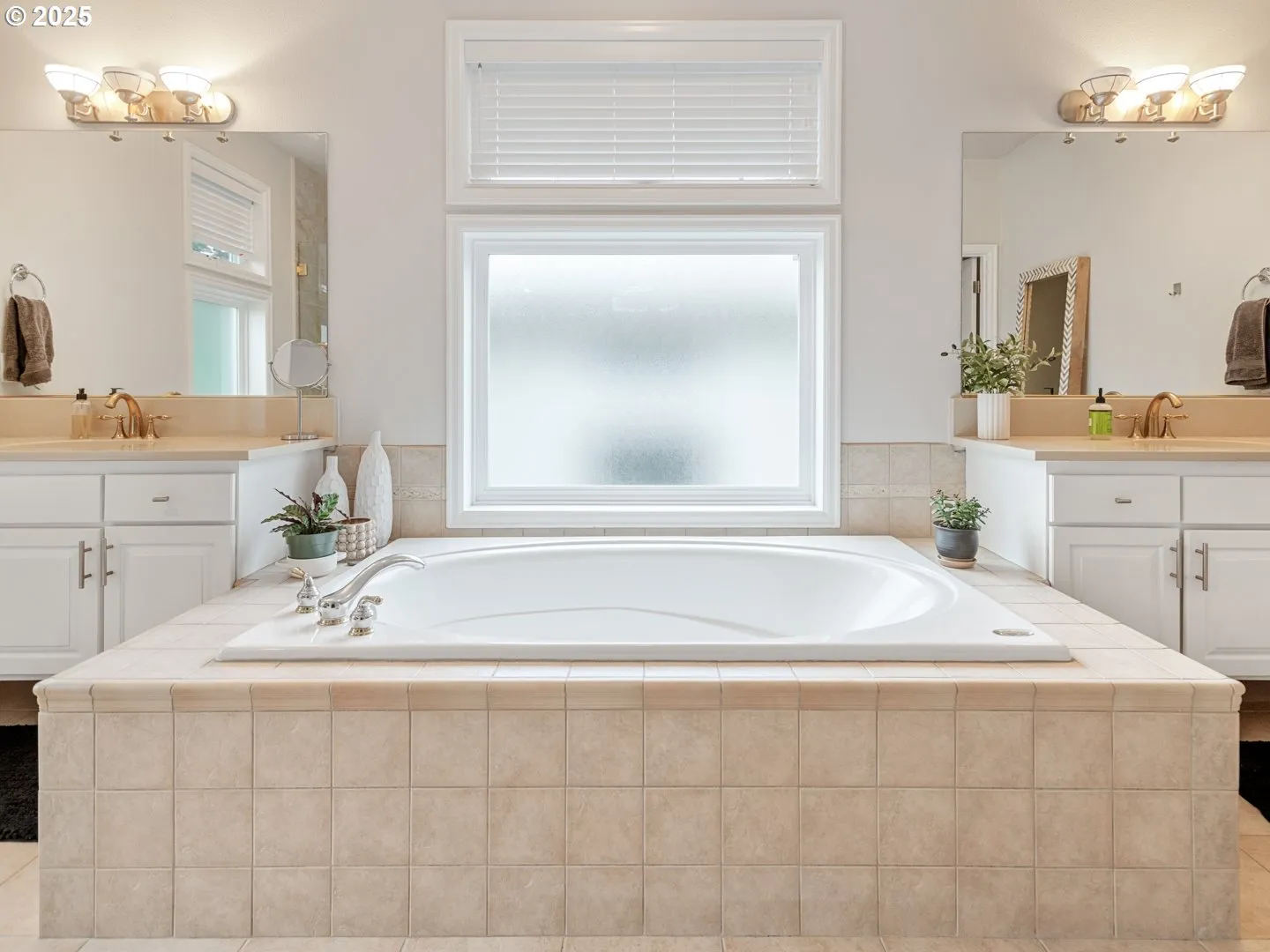 Bathroom, Attached