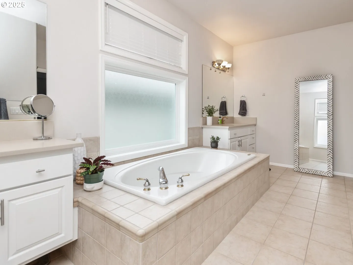 Bathroom, Attached