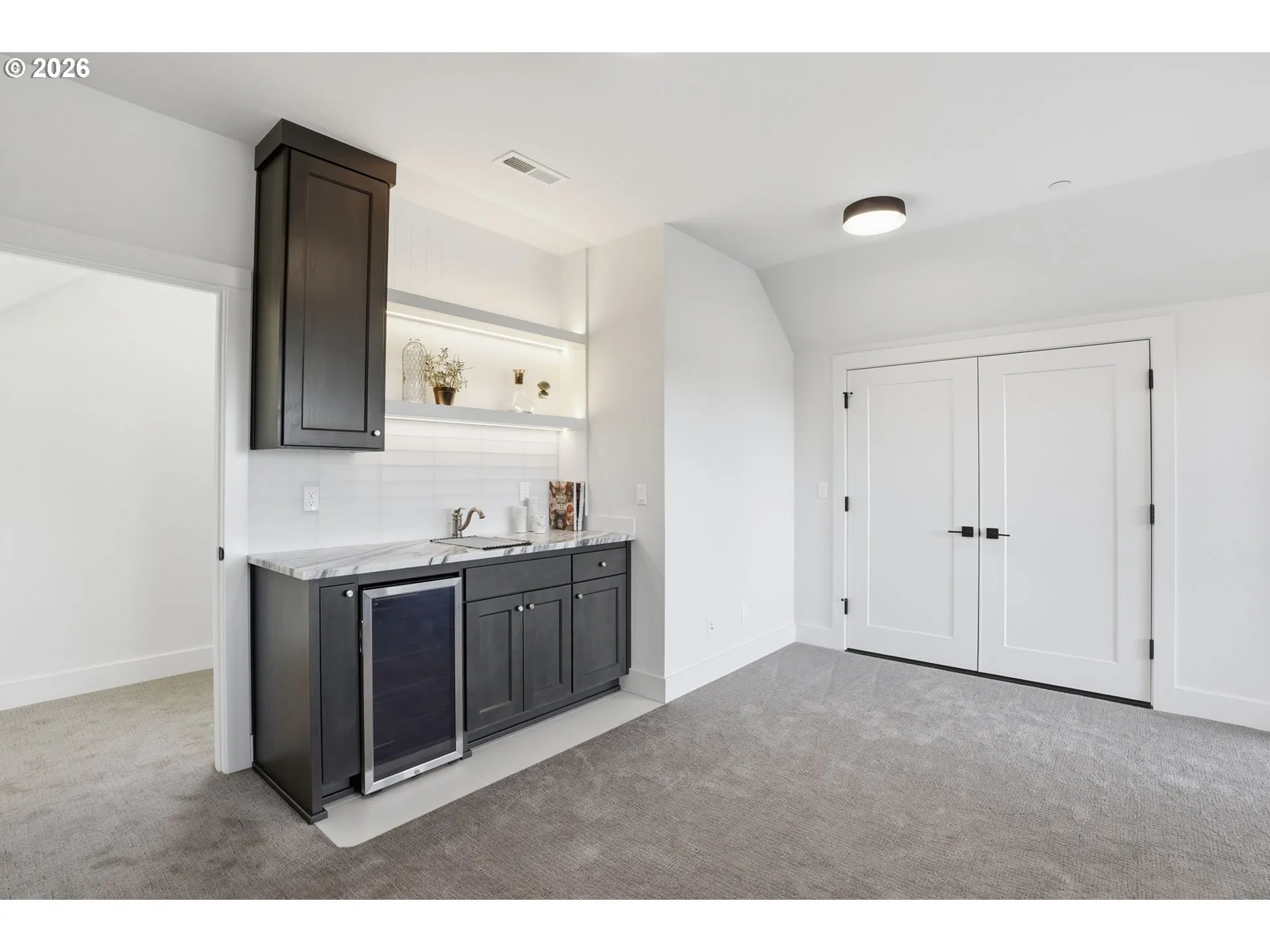 Bonus Room-Upper