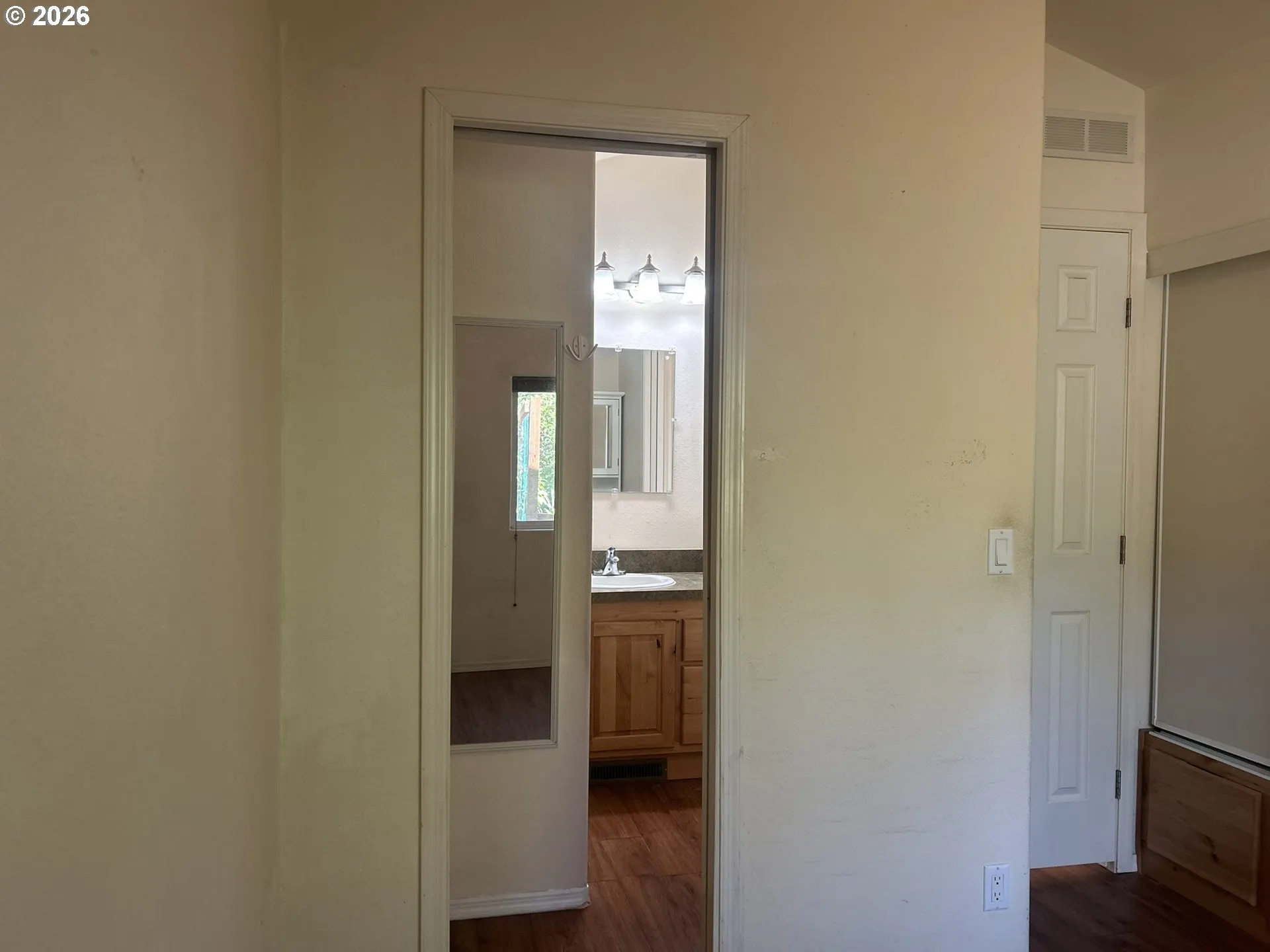 Primary Bedroom-Attached Bathroom