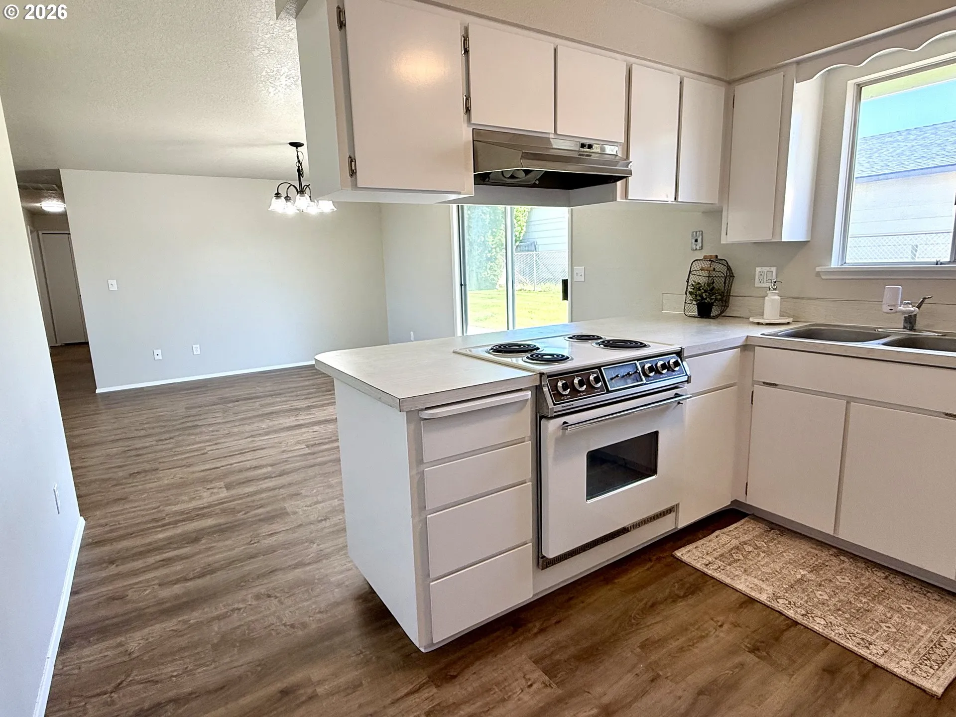 Kitchen-Oven