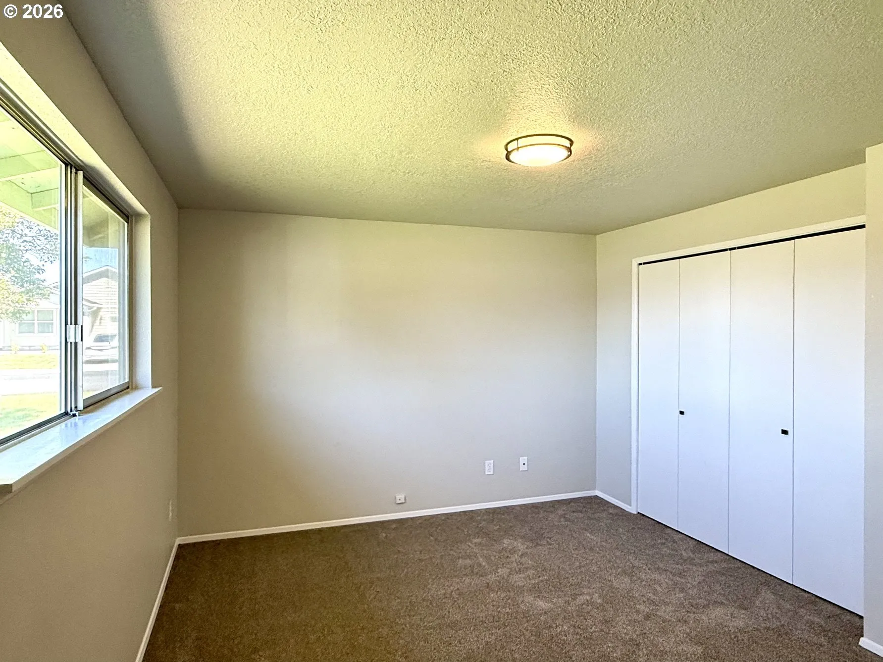 Bedroom, Owner's Suite-Main