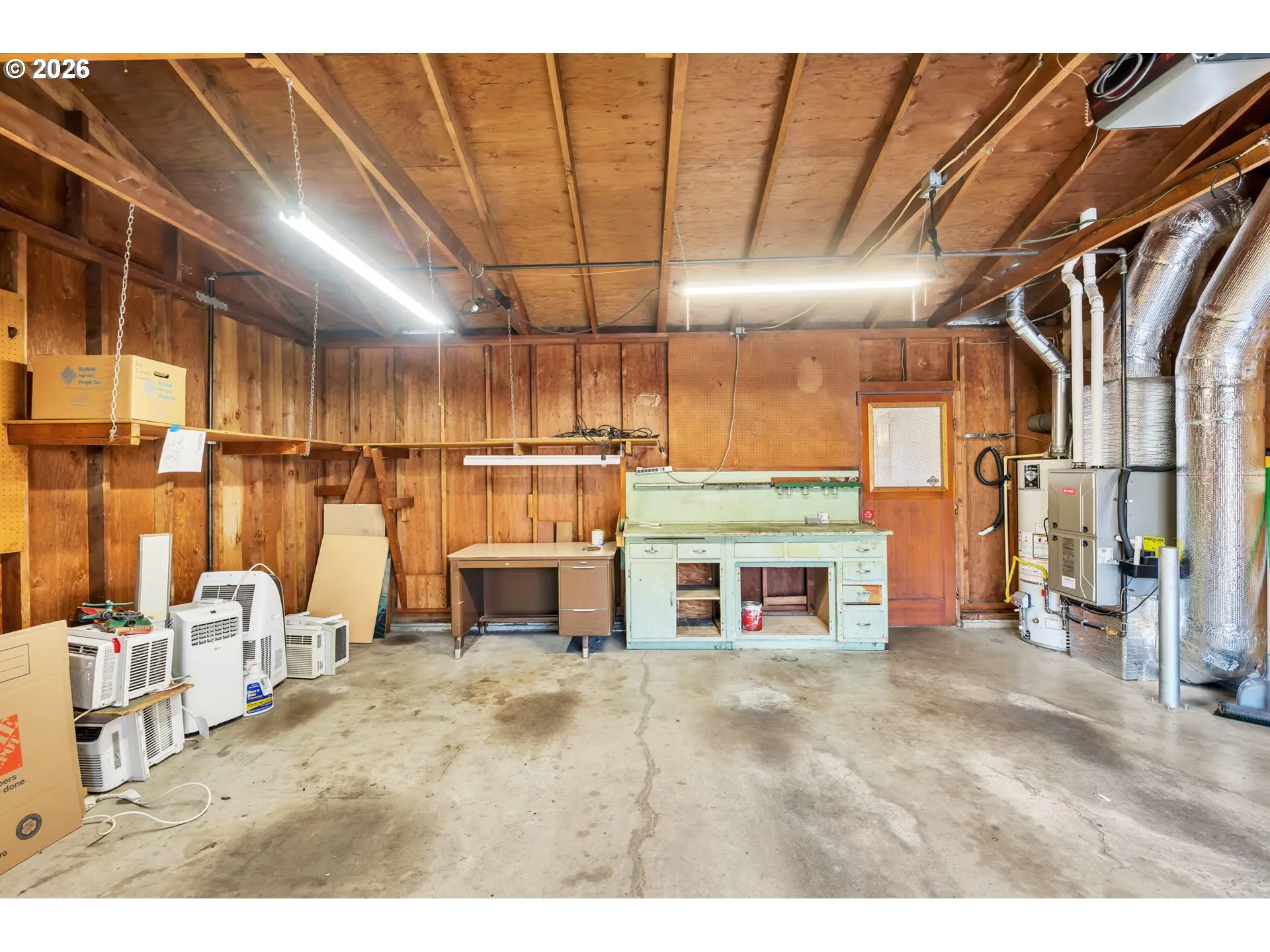 Garage