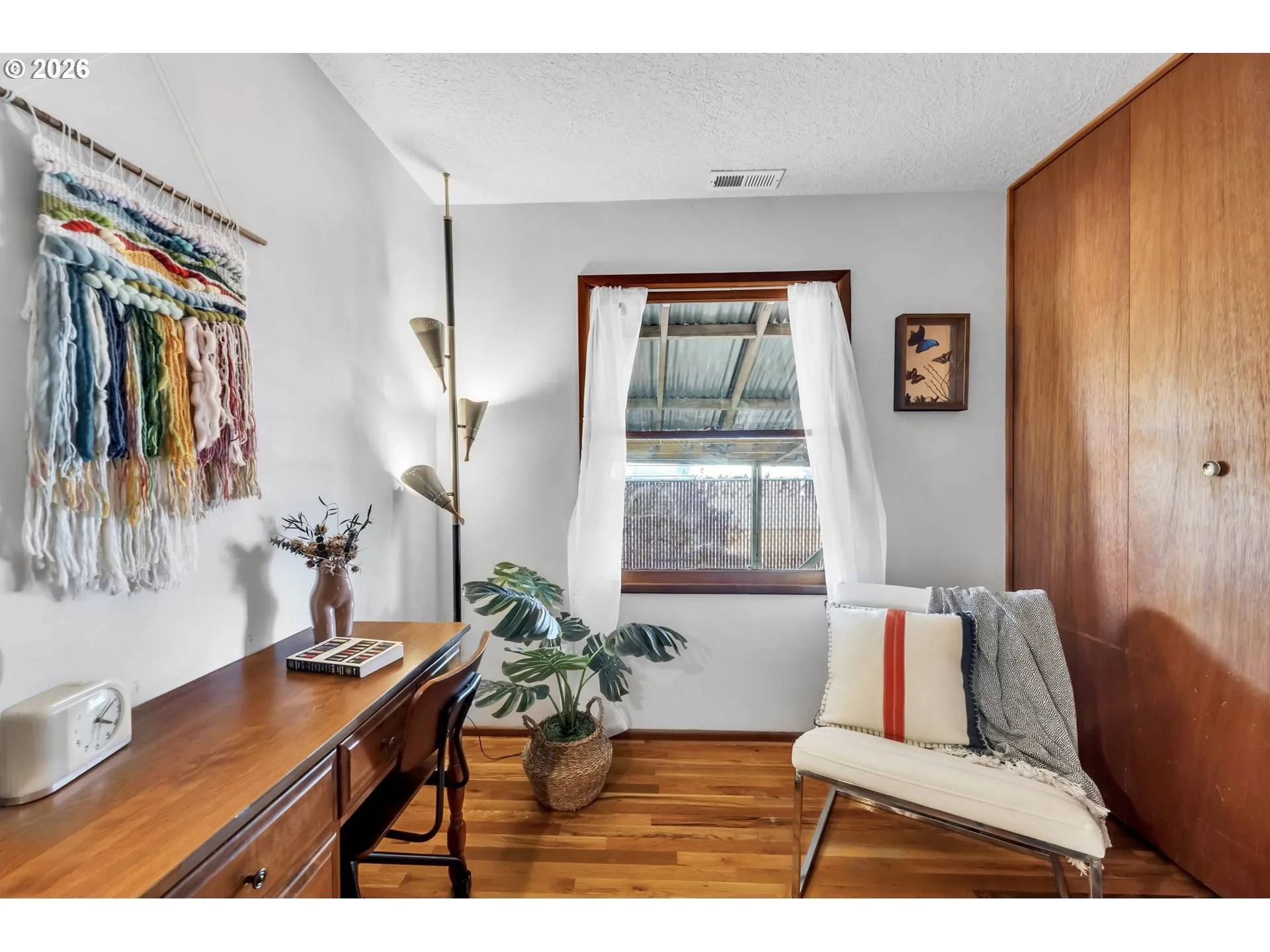 Bedroom-Main