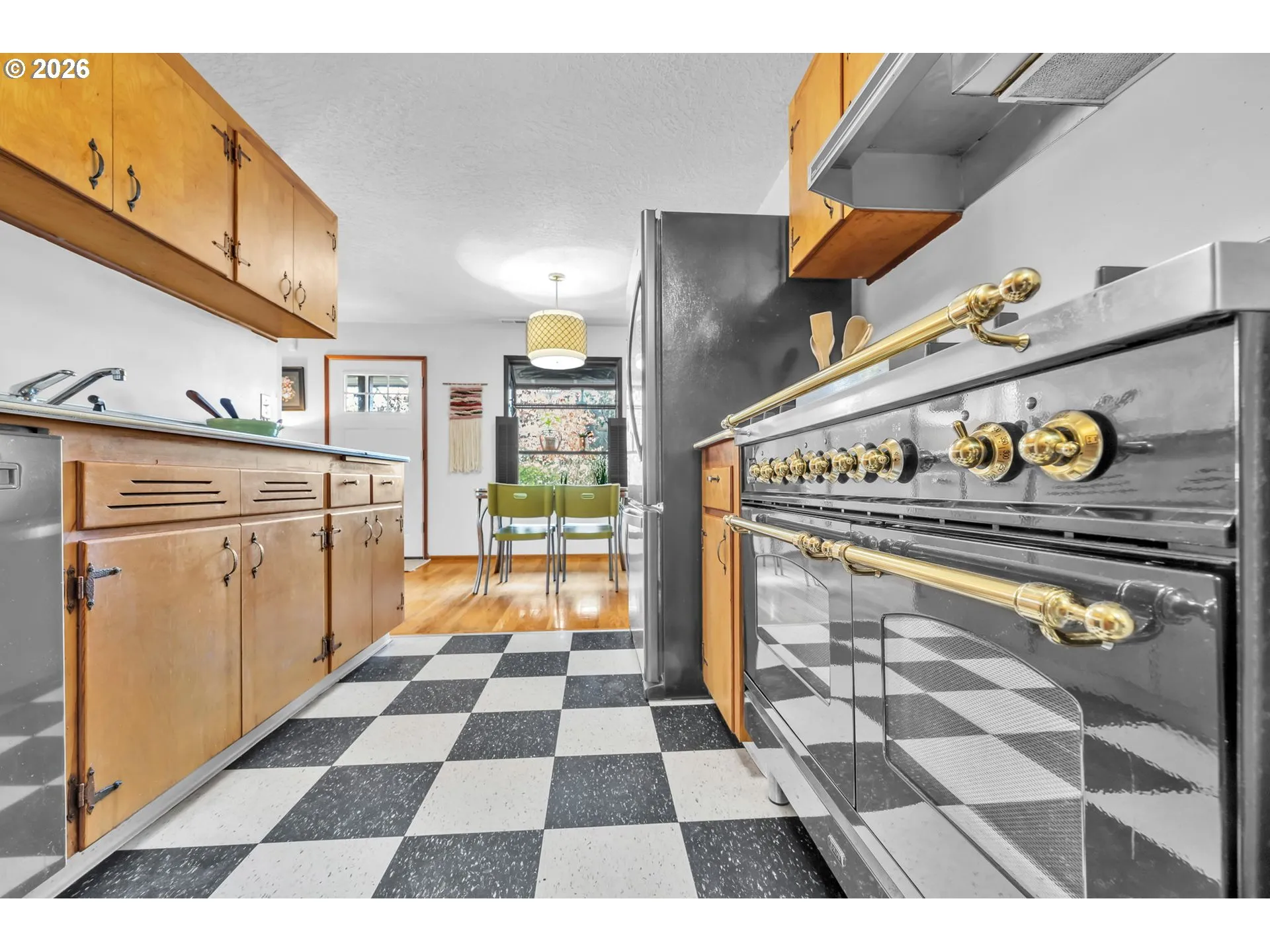 Kitchen-Oven