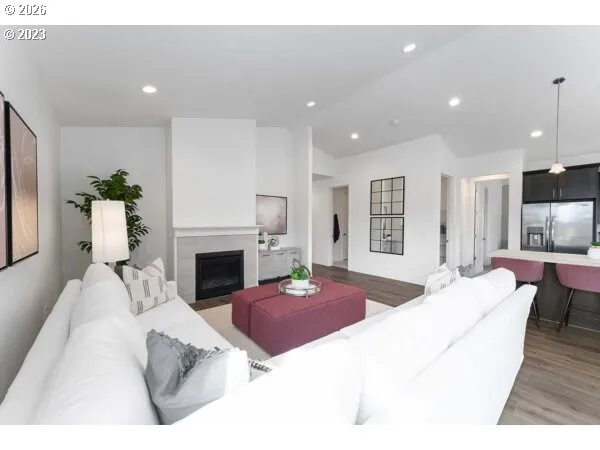 Living Room/Dining Room